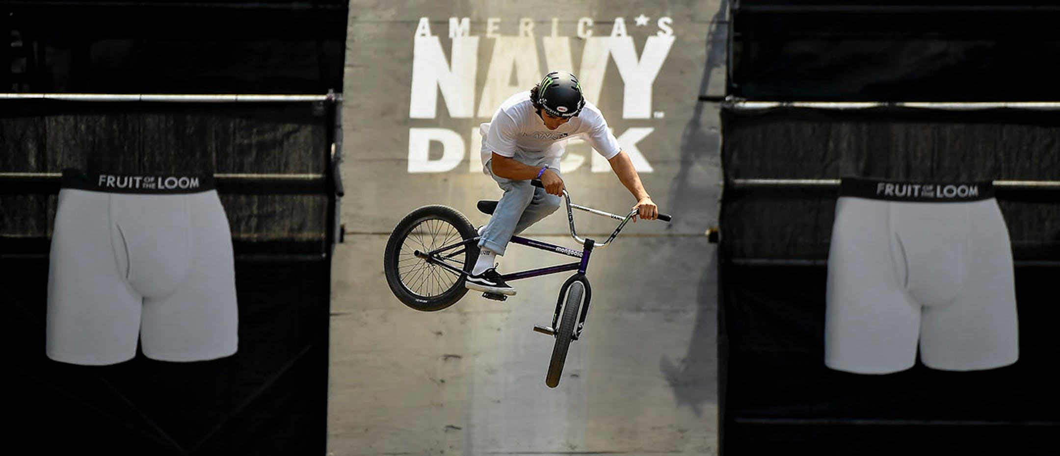 Kevin Peraza competed in the BMX dirt finals Sunday.