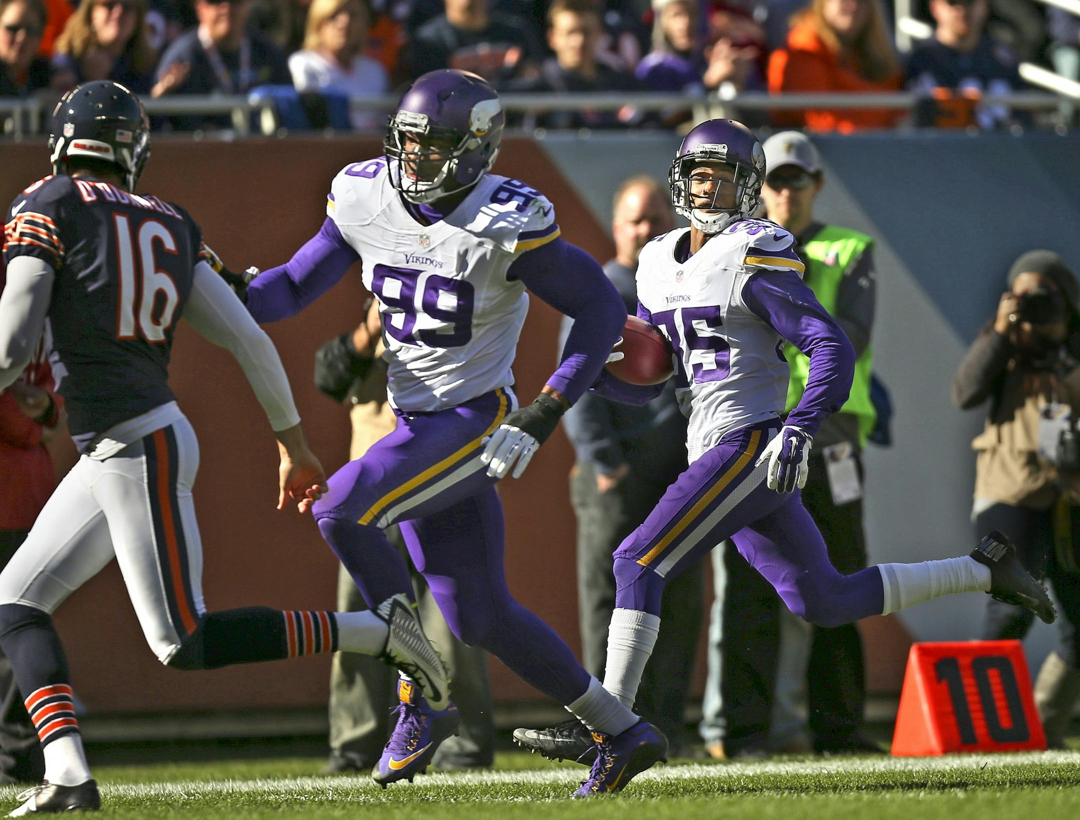 Vikings cornerback Marcus Sherels (35) returned a first quarter punt 65 yards for a touchdown Sunday afternoon.