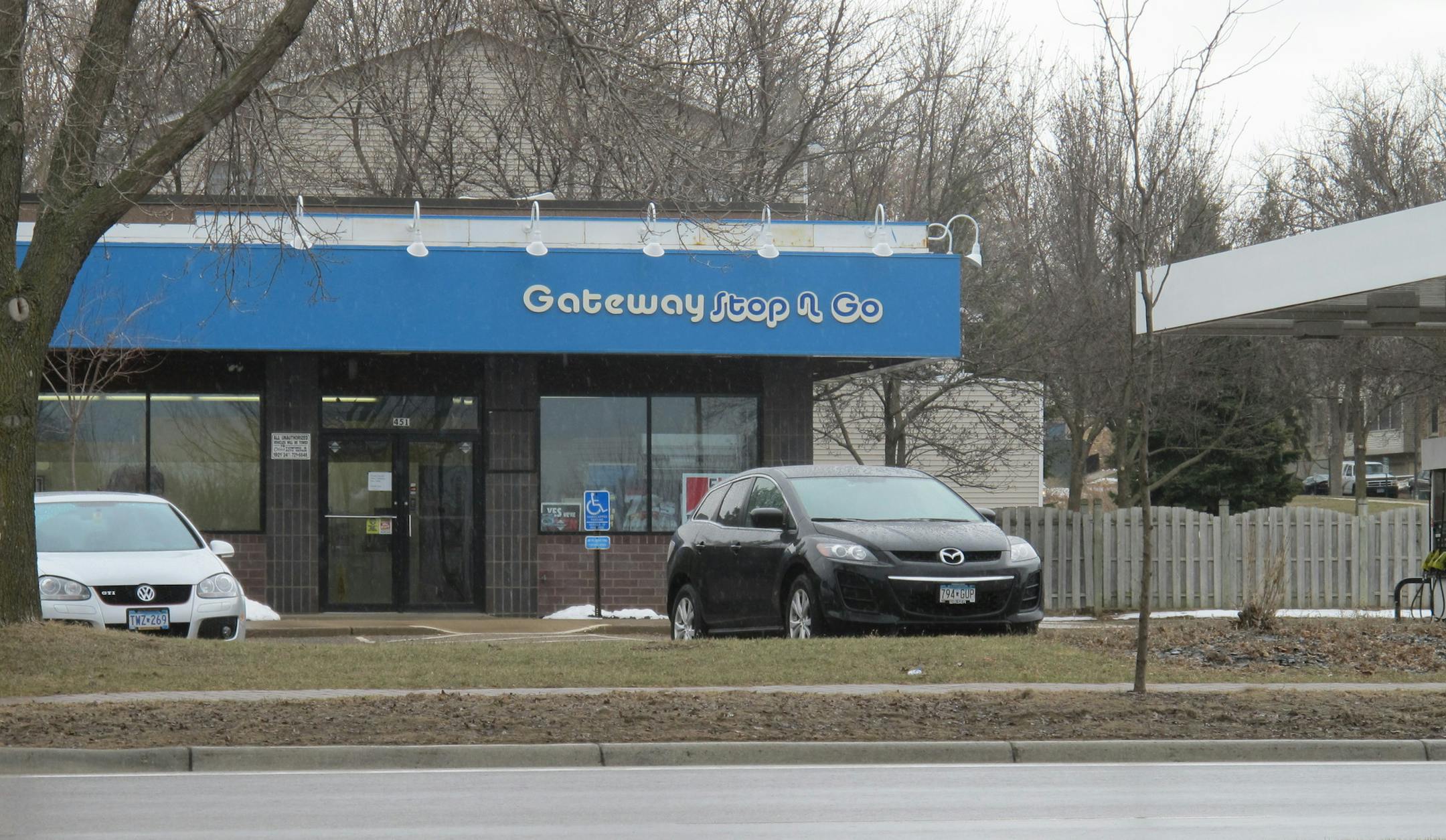 Photo by Dylan Belden Gateway Stop N Go, near I-35W on Burnsville Parkway, will be torn down and replaced by a yet-to-be-determined commercial development.