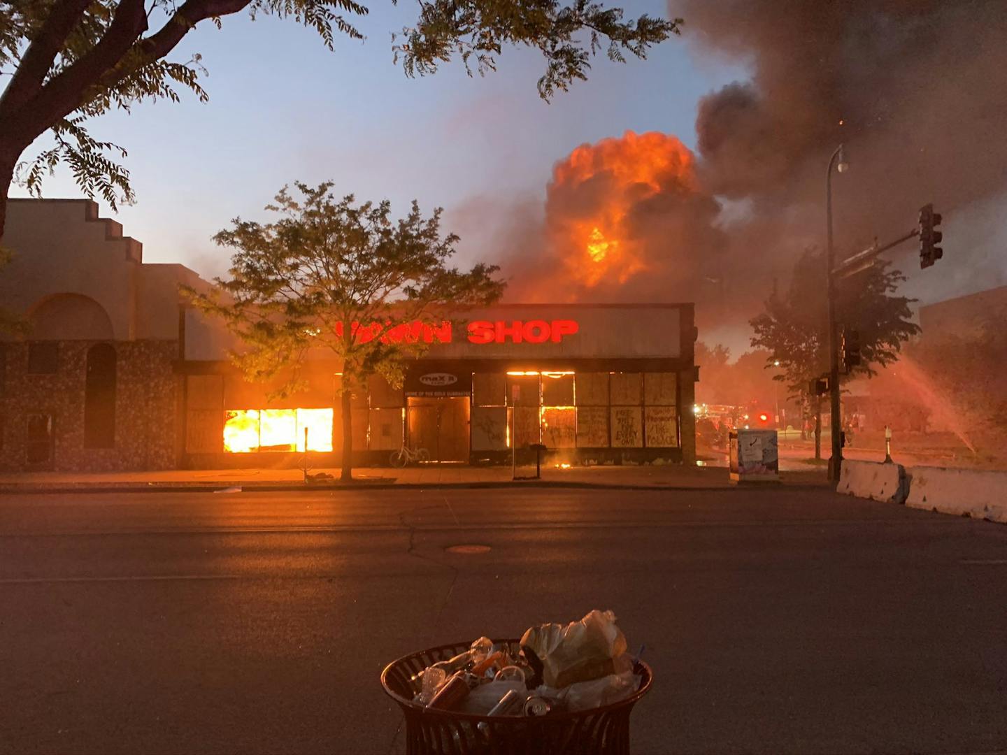 A fire engulfed the Max It Pawn shop on Lake Street and 28th Avenue on May 28, 2020.