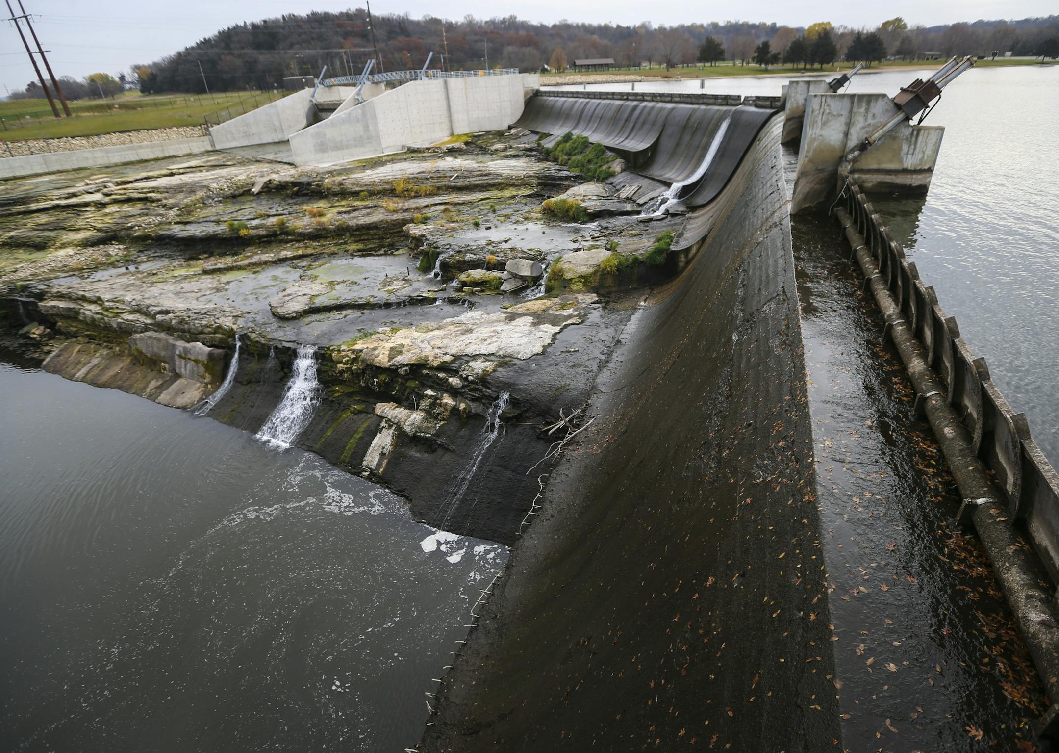 The more than 100 year old Byllesby Dam photographed on October 31, 2014 near Cannon Falls, Minn. ] RENEE JONES SCHNEIDER ‚Ä¢ reneejones@startribune.com