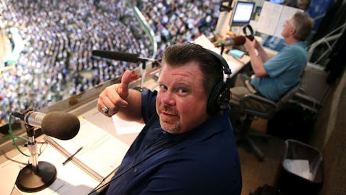 Cubs radio broadcaster Ron Coomer gives a "thumbs up" while working a game alongside Pat Hughes at Wrigley Field on Sept. 15, 2016. (Chris Sweda / Chicago Tribune)
