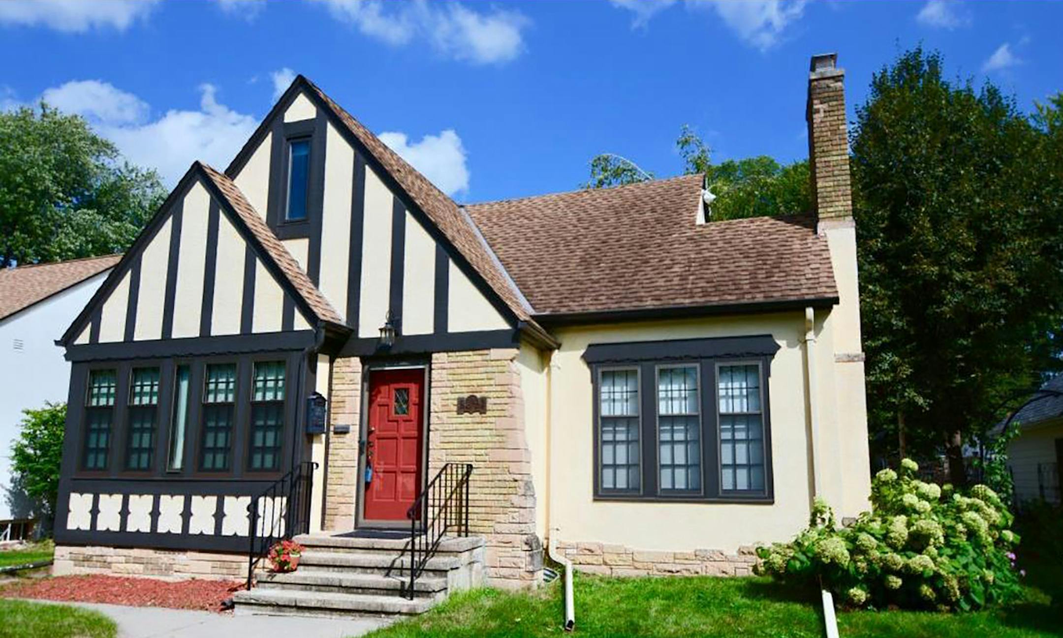 Minneapolis
Built in 1937, this three-bedroom, three-bath house located in the Diamond Lake neighborhood has 2,208 square feet and features an upper level master suite with custom full wall wainscoting, two fireplaces, hardwood floors, vaulted ceilings, stainless steel kitchen appliances, granite countertops, full basement and a two-car detached garage. Listed by David Delay, Edina Realty, 612-701-9140.
