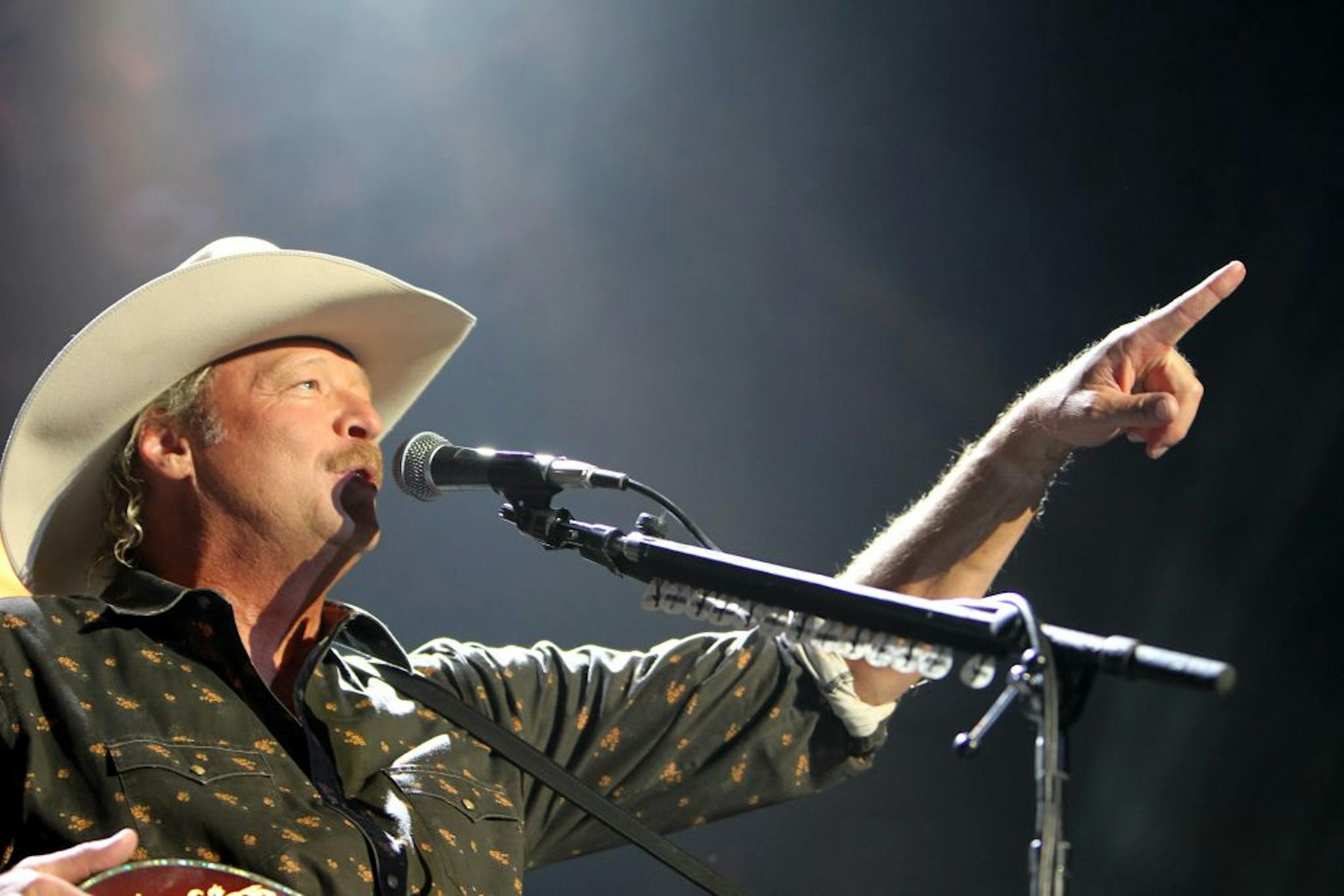 Alan Jackson performs at the Minnesota State Fair in Falcon Heights August 24, 2012.