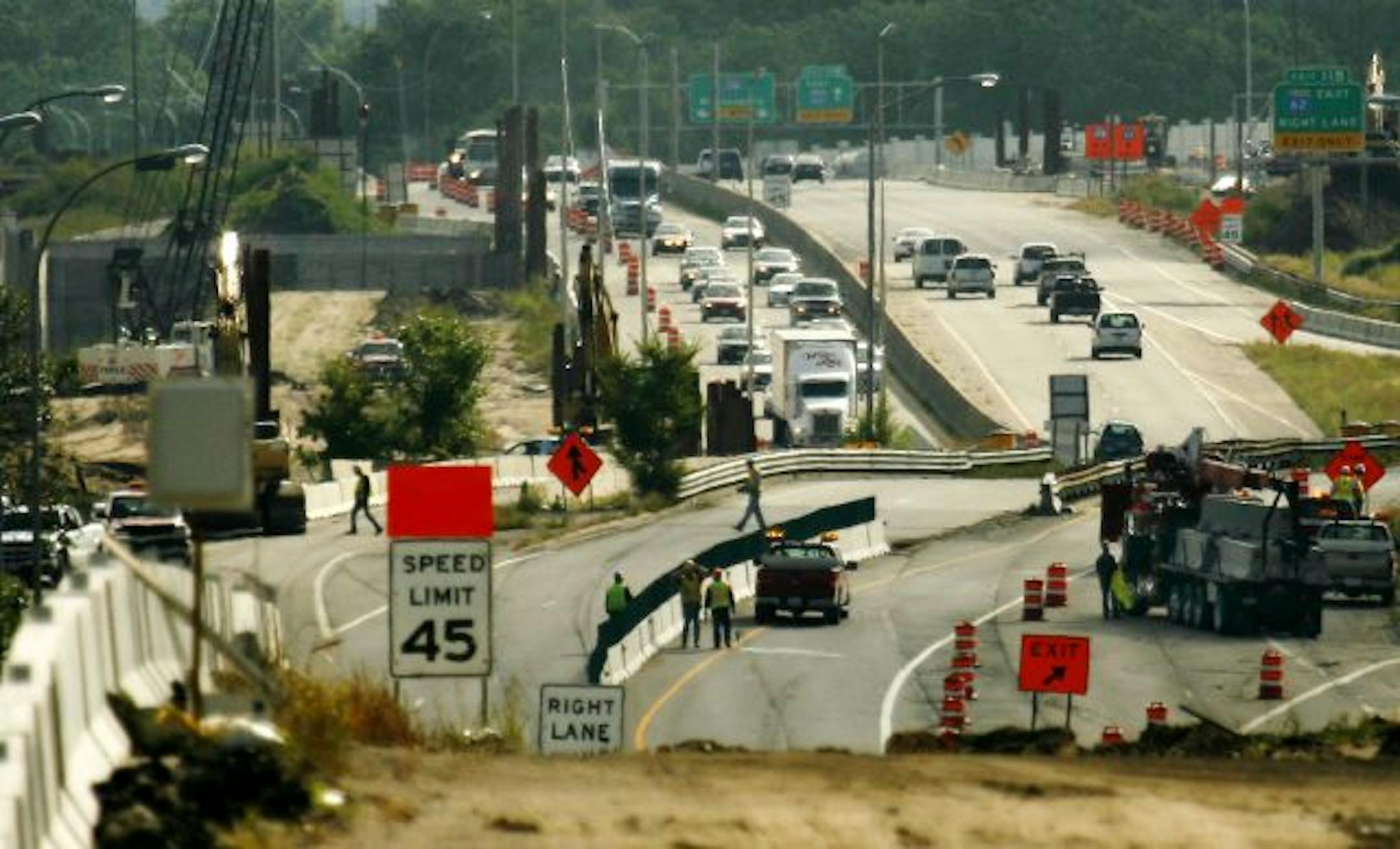 Traffic on Interstate 35W at the Crosstown Commons, where reconstruction woes for drivers will likely multiply this summer when 35W loses a lane in each direction between 42nd Street and downtown Minneapolis.