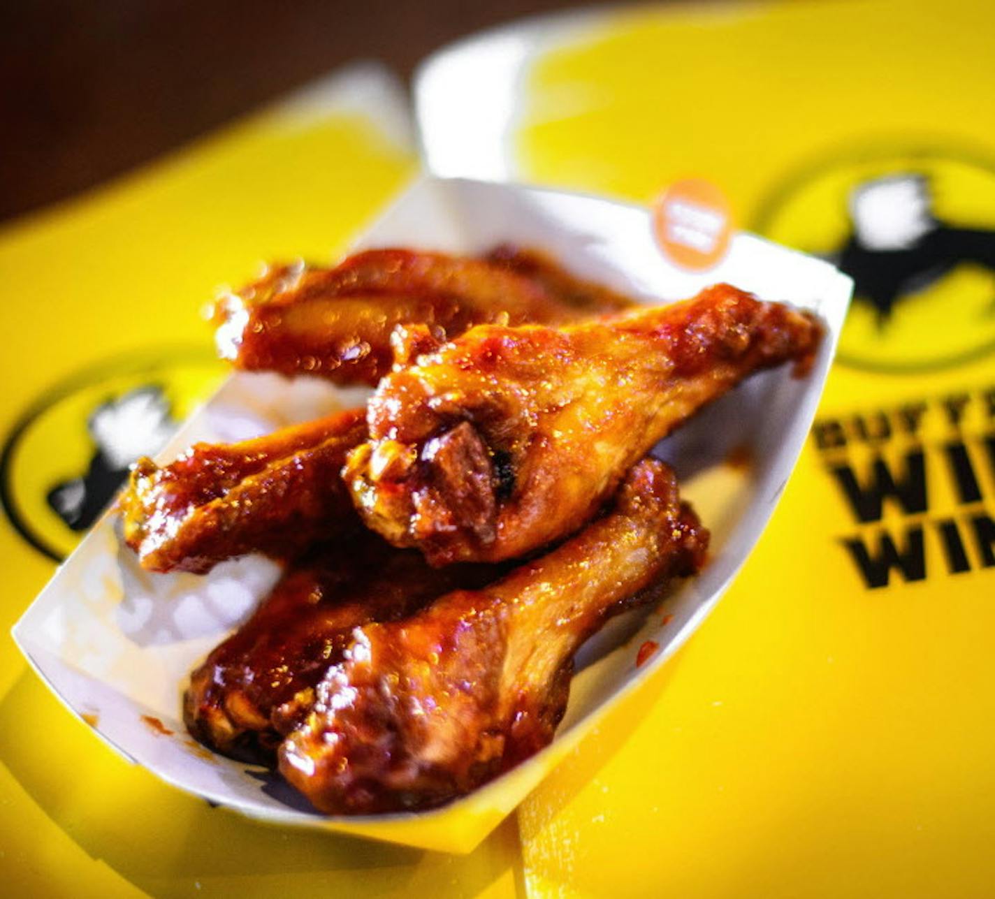 Buffalo Wild Wings at the University of Minnesota ] GLEN STUBBE * gstubbe@startribune.com Thursday, March 20, 2014. ORG XMIT: MIN1403201532471260