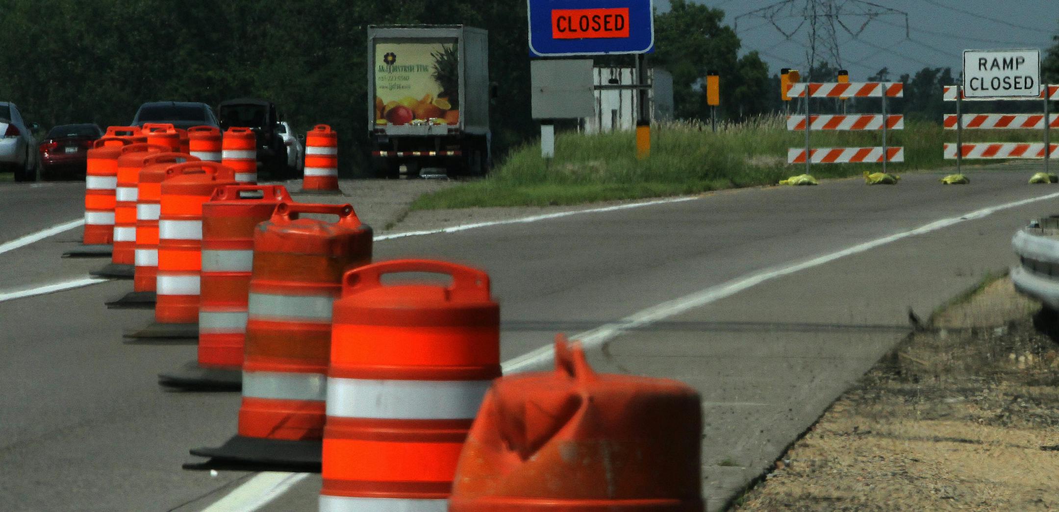 The Woodbury interstate rest area along westbound I-94 was closed with construction cones blocking the entrance ramp to the facility Thursday morning, June 30th, 2011] Bruce Bisping/Star Tribune. ORG XMIT: MIN2015080513430260