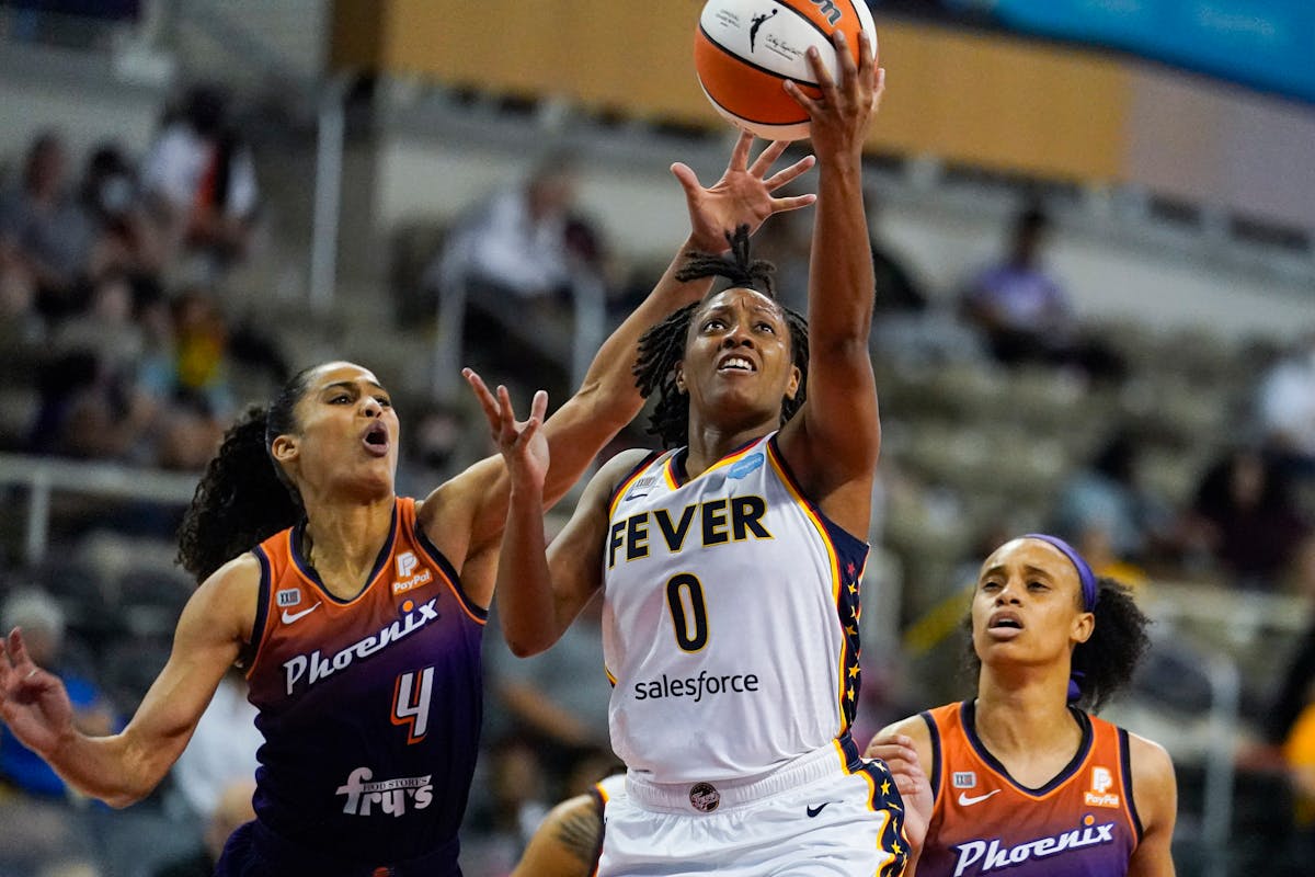 Kelsey Mitchell is the Fever’s leading scorer.