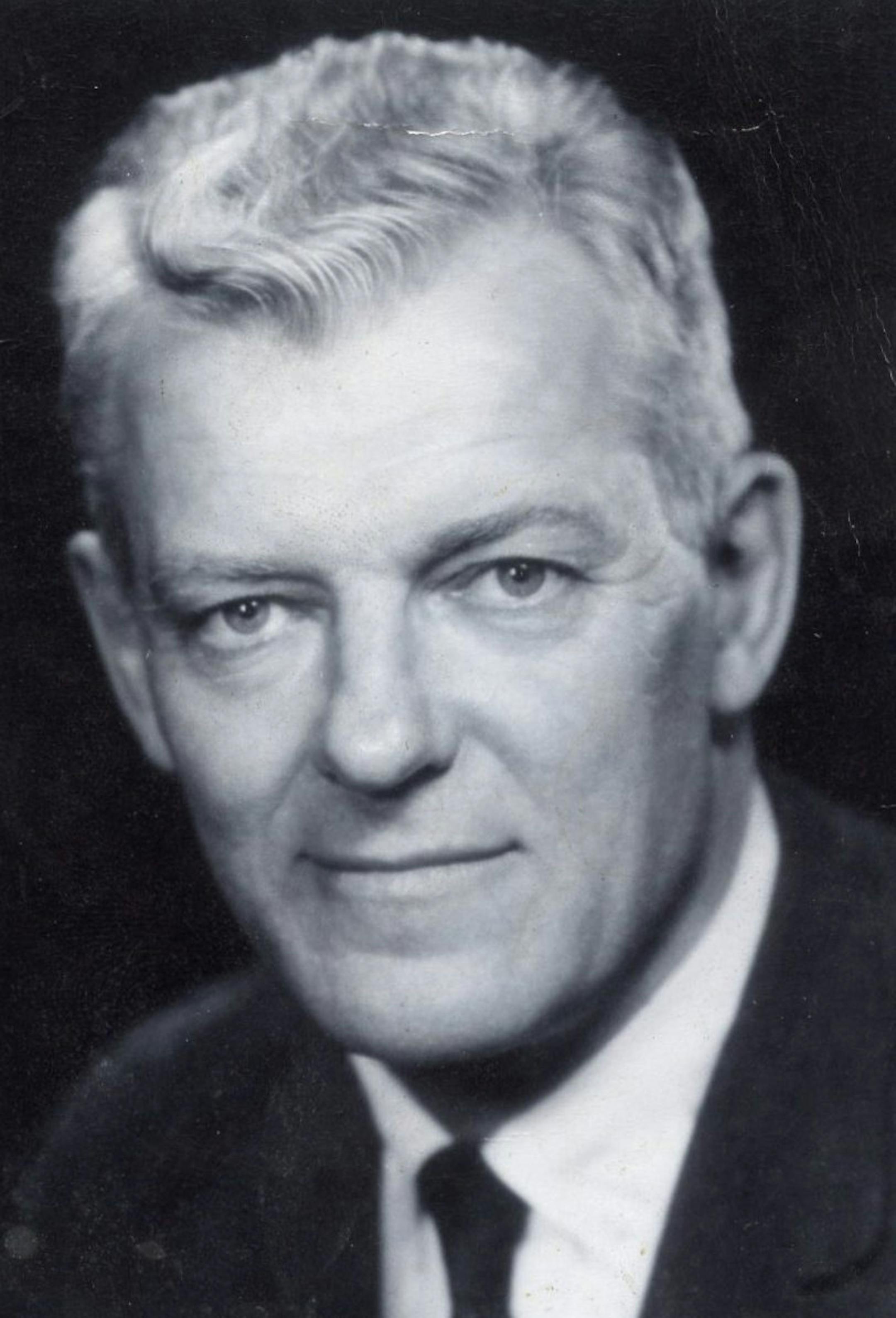 Robert "Bob" Christensen