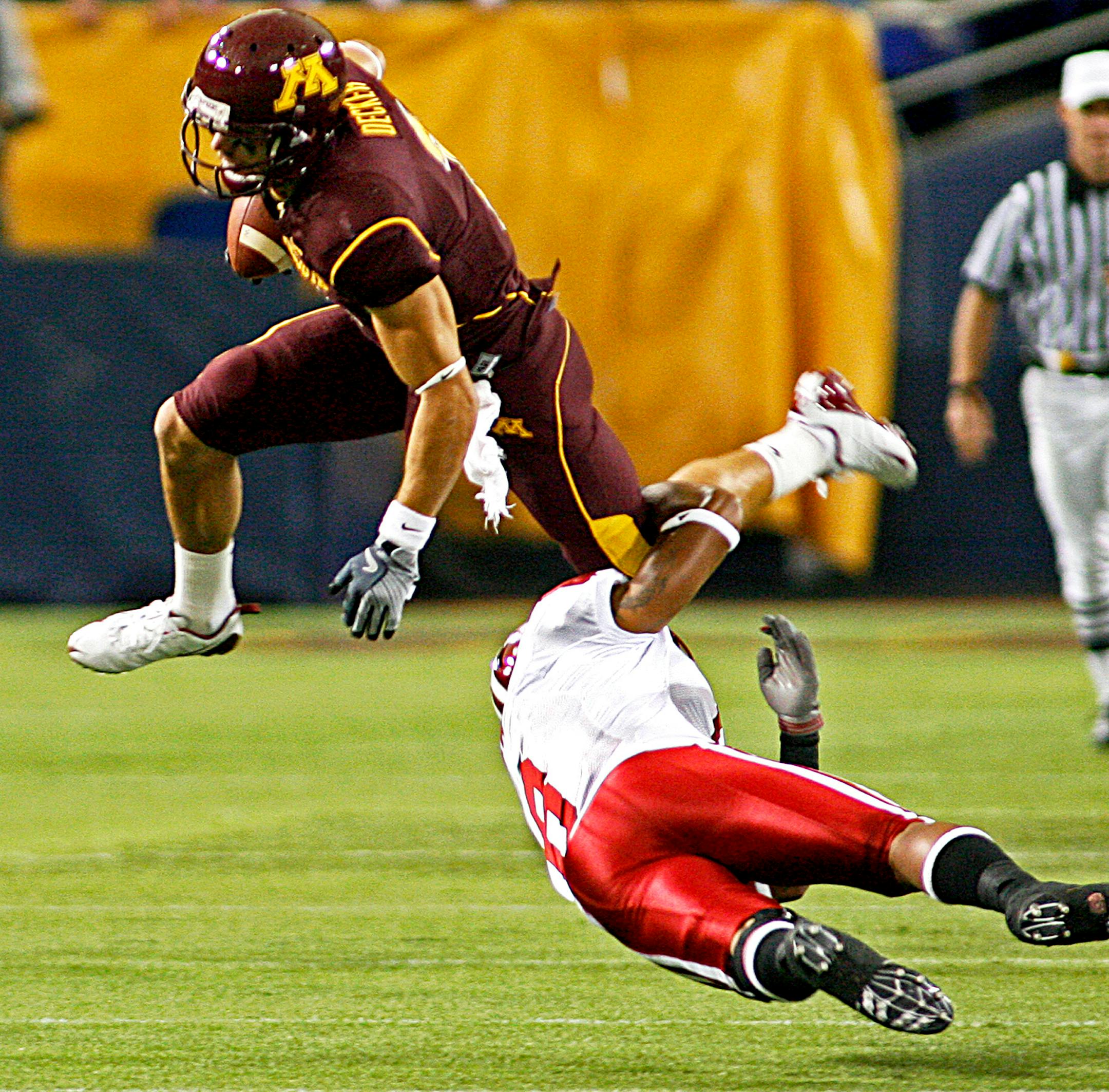 The Gophers use receiver Eric Decker in a variety of ways, and now they want to get him more recognition for his efforts. The sports information office is undertaking an effort to promote Decker for the Biletnikoff Award, given to college football's top receiver.