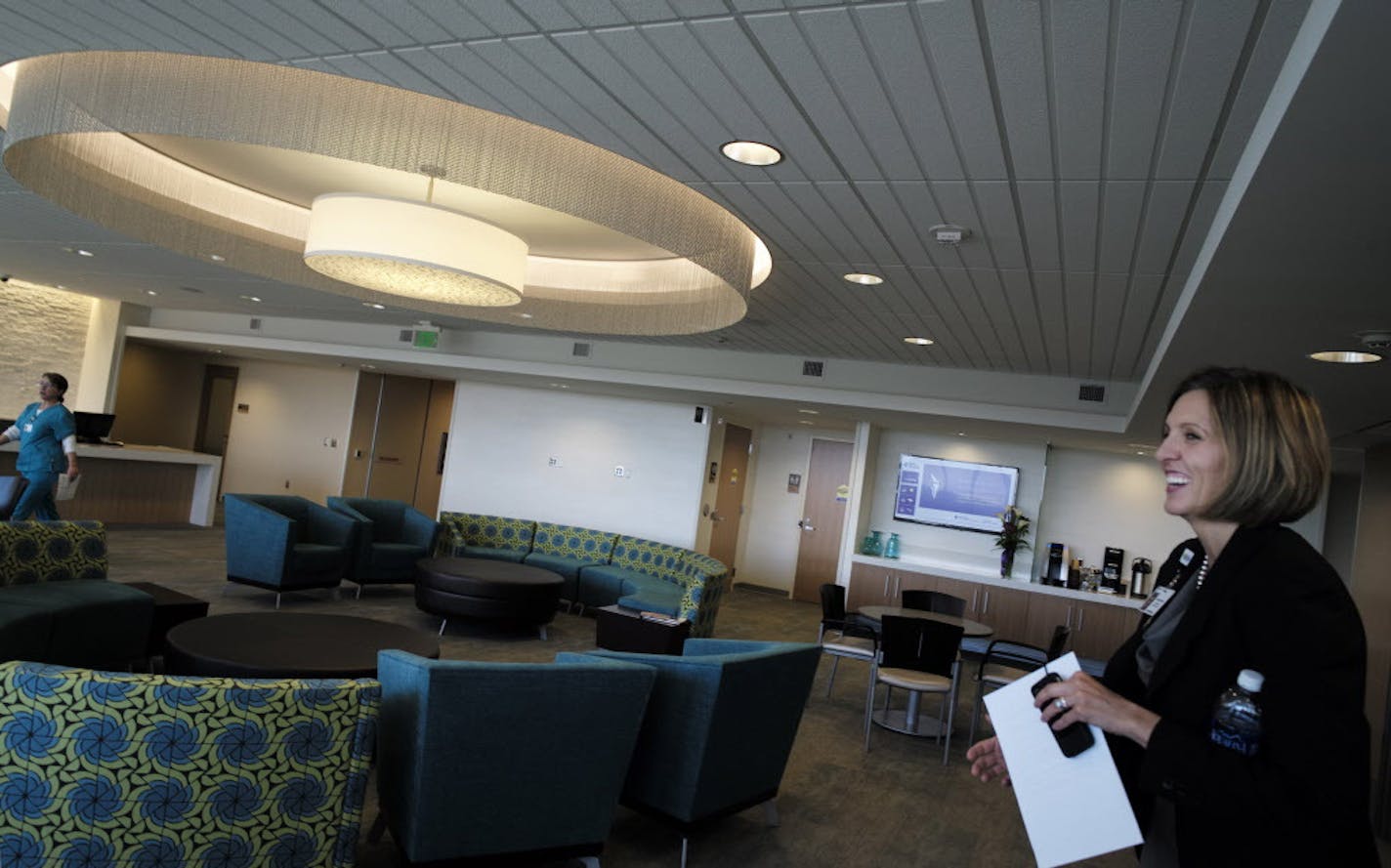 At Park Nicollet's Women's Center, Andrea Winter, director of Women's Services at Park Nicollet gave a tour of the $4.9 million facility which includes softer touches including a custom chandelier and pleasing color schemes. ]richard.tsong-taatarii/rtsong-taatarii@startribune.com