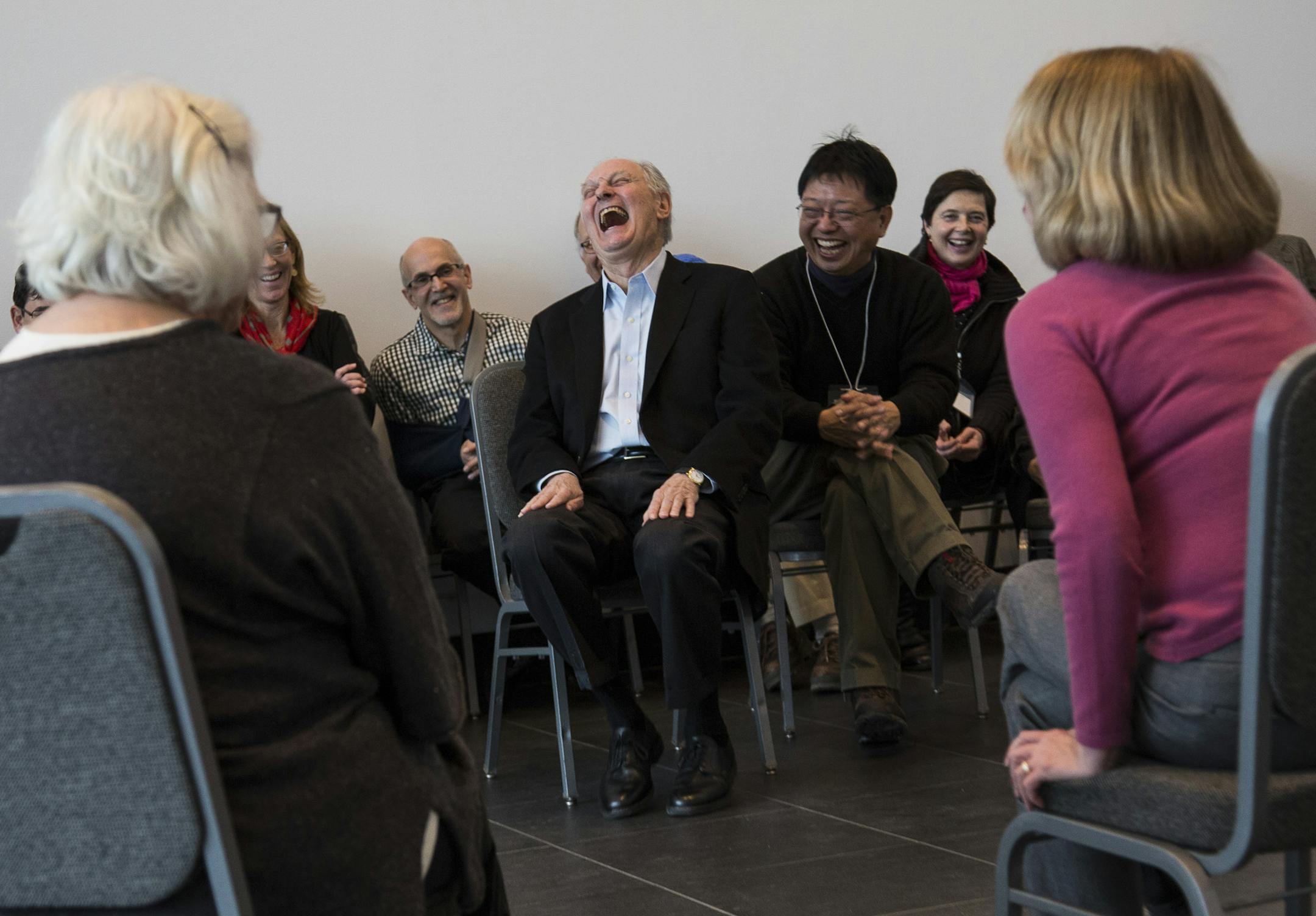 Alan Alda, the actor who played Hawkeye in the television series &#xec;M*A*S*H,&#xee; leads a session of scientists in an improvisational acting exercise at a workshop in Stony Brook, N.Y., Feb. 20, 2015. The objective is not to make scientist funny, but to help them talk about science to people who are not scientists. (Uli Seit/The New York Times) ORG XMIT: XNYT39
