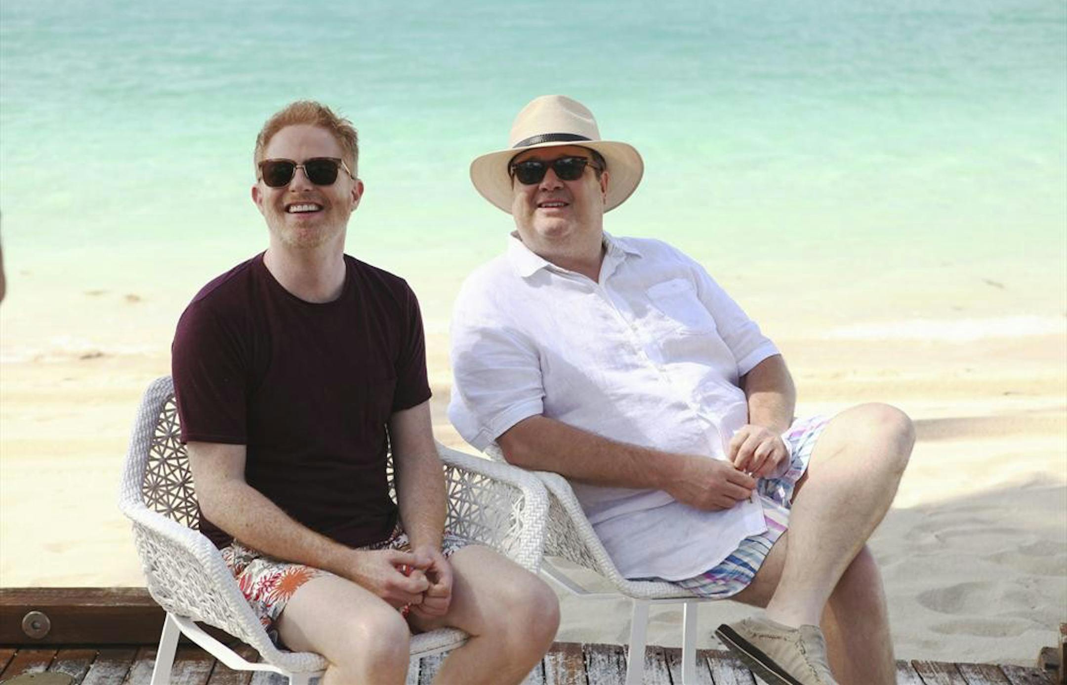 MODERN FAMILY - "Australia" - The entire family tags along as Phil fulfills his mom's wish for him to return to his roots and visit the country where he was conceived, Australia. Unfortunately, Phil's attempts to embrace his native land are met by a lot of rejection, while Jay and Claire let work eat into vacation time, and Mitch and Cam get reacquainted with an old friend (guest star Rhys Darby) they can't stand but is now a big-time celebrity in Australia, on "Modern Family," WEDNESDAY, APRIL