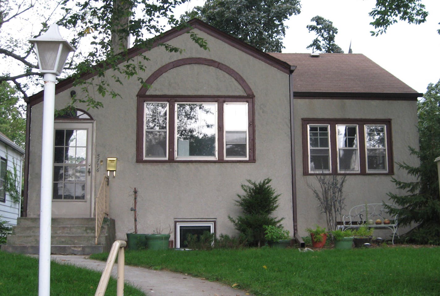 Here is what Jackie Millea's home looked like before the remodel.