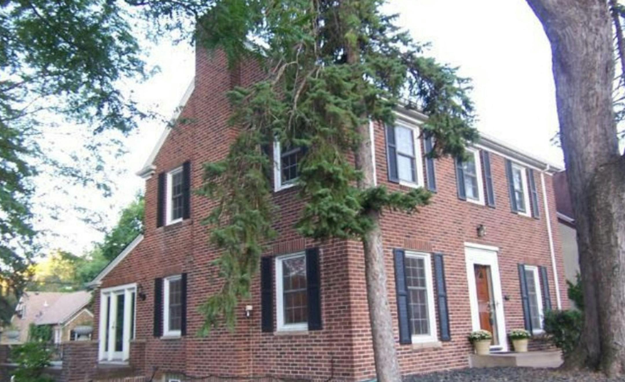 ... Minneapolis
Built in 1936, this three-bedroom, two-bath house, located in the lLynnhurst neighborhood, has 2,191 finished square feet and features three bedrooms on one level, two fireplaces, hardwood floors, french doors, four-season porch, full basement and two-car attached garage. Listed by William Wilson, Re/Max Results, 612-998-8750.