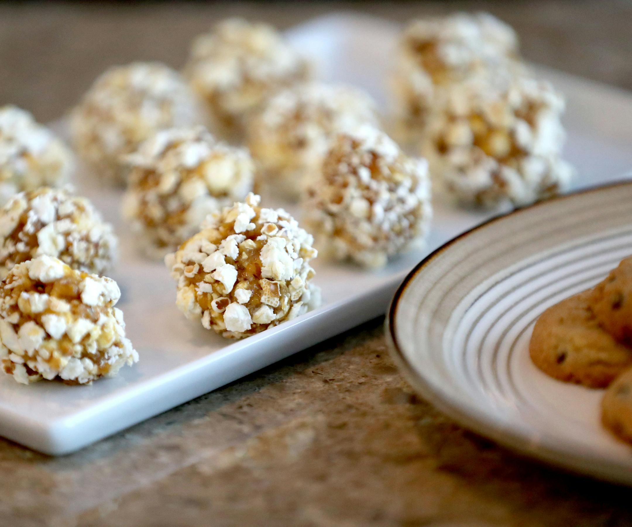 A popcorn snack made with popcorn, apricots, cashew butter and biPro as well as chocolate chip cookies made with biPro and seen in the R&D lab at biPro Thursday, Sept. 15, 2016, in Eden Prairie, MN.](DAVID JOLES/STARTRIBUNE)djoles@startribune.com Taking its cue from consumers who want healthy foods with natural ingredients, an Eden Prairie firm is making inroads into the $11 billion North American sports nutrition market.
BiPro USA launched three new products this summer and its sales are on tra