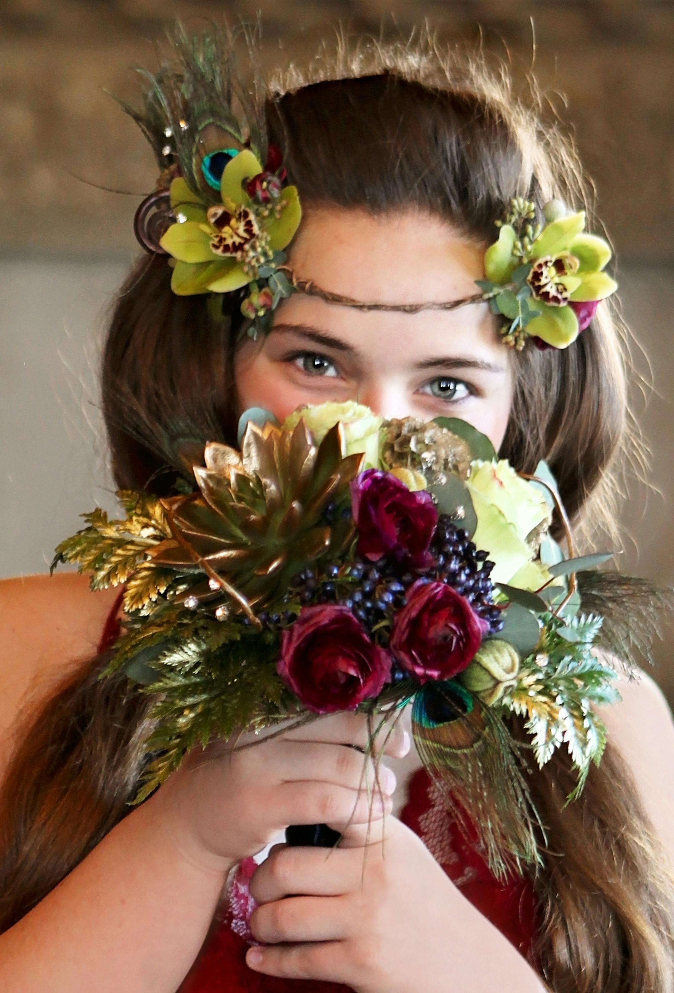 Mini bouquets and floral crowns