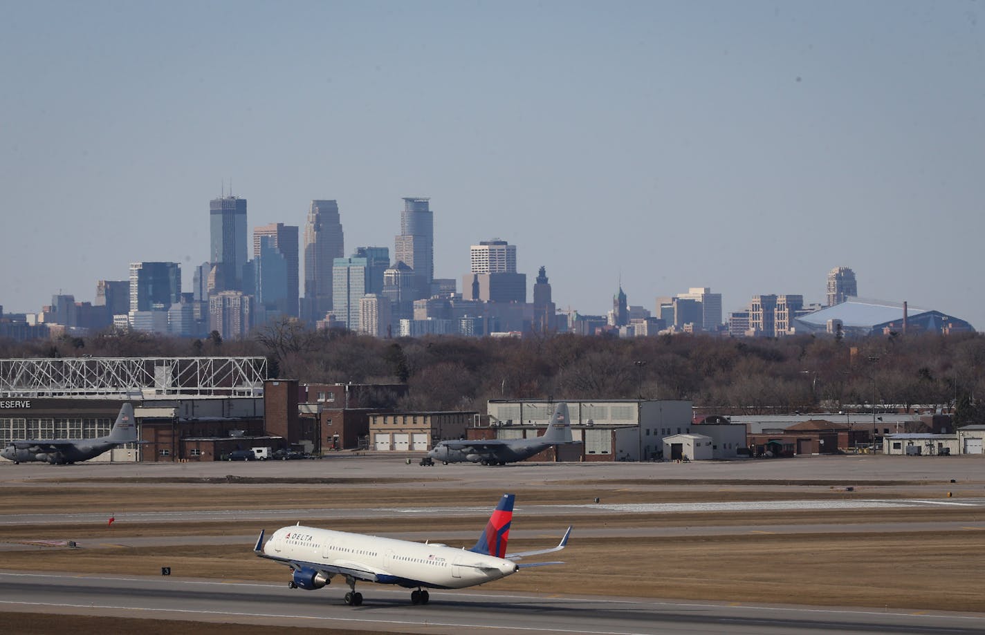 Air traffic was steady at Minneapolis&#x2013;Saint Paul International Airport on the Wednesday before the start of the NCAA Final Four tournament as the skyline of Minneapolis is seen. ] Shari L. Gross &#x2022; shari.gross@startribune.com The teams are set, now the airport is facing charter flight requests and the metro's reliever airports are fielding an onslaught of private jet reservations. The Super Bowl was good training, making the Final Four more manageable, but there are still some diffe