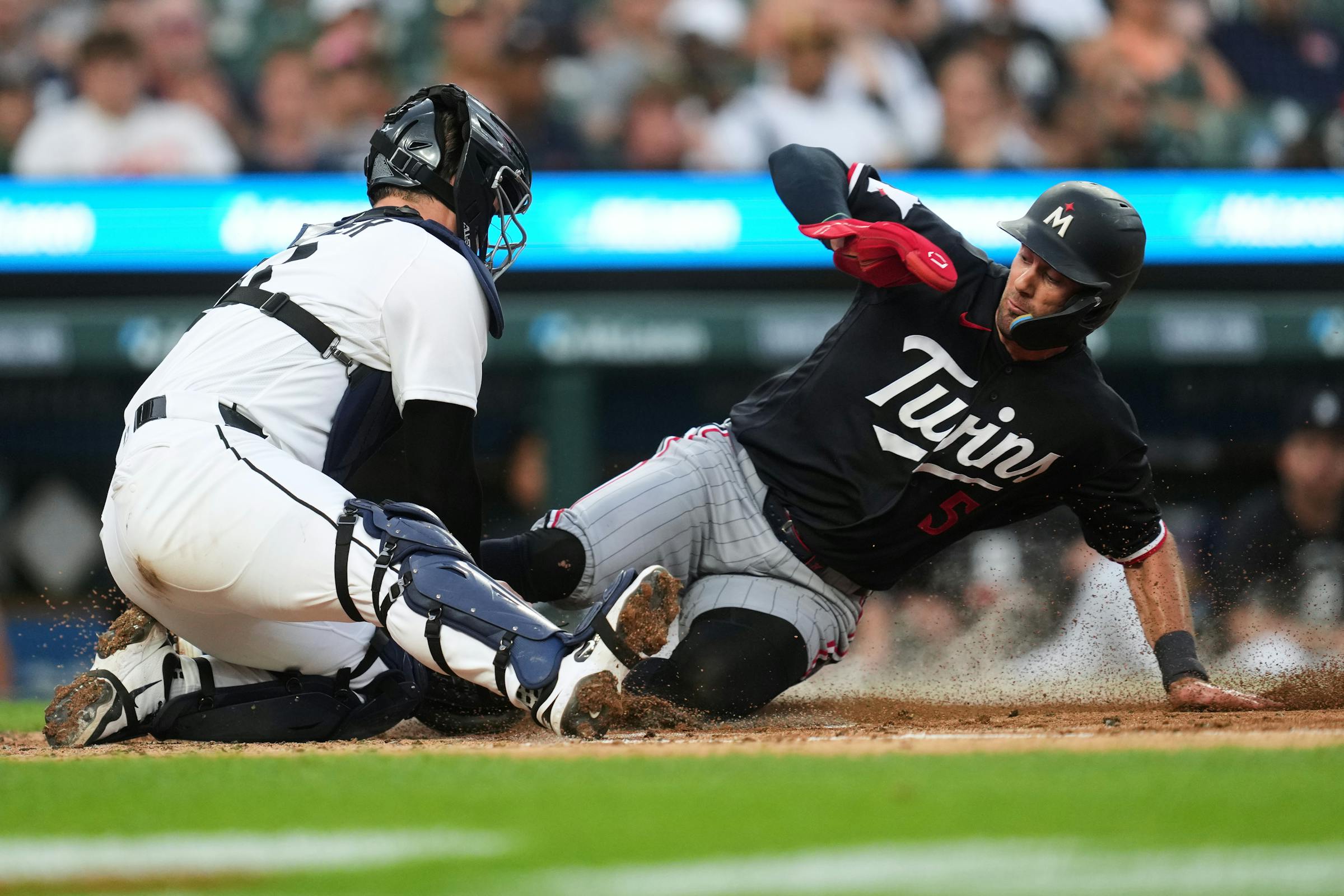 Byron Buxton moves out of leadoff spot, hits go-ahead home run in Twins' 6-4 win over Tigers