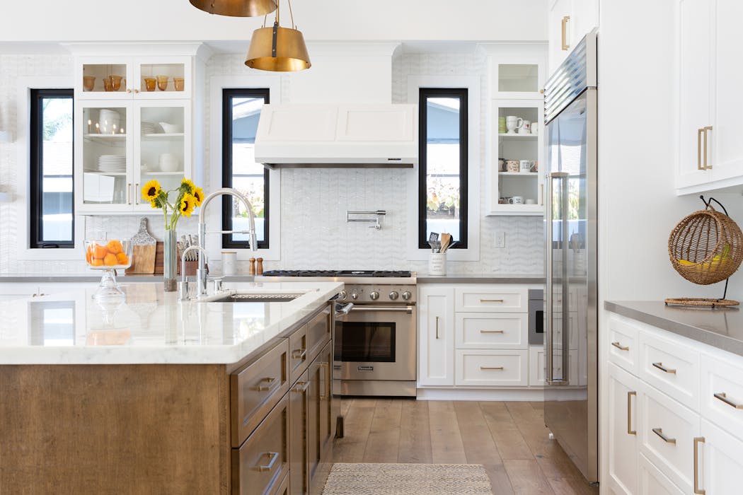 Islands with contrasting countertops are more common.