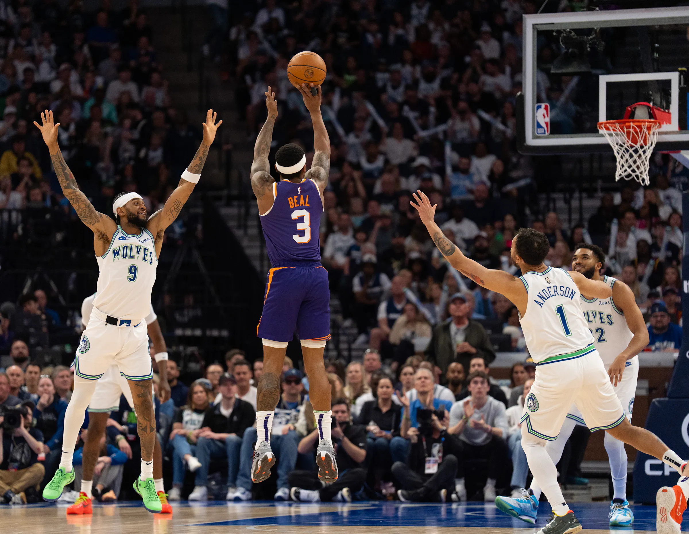 Timberwolves vs. Suns: Will playoff series be like the regular season?