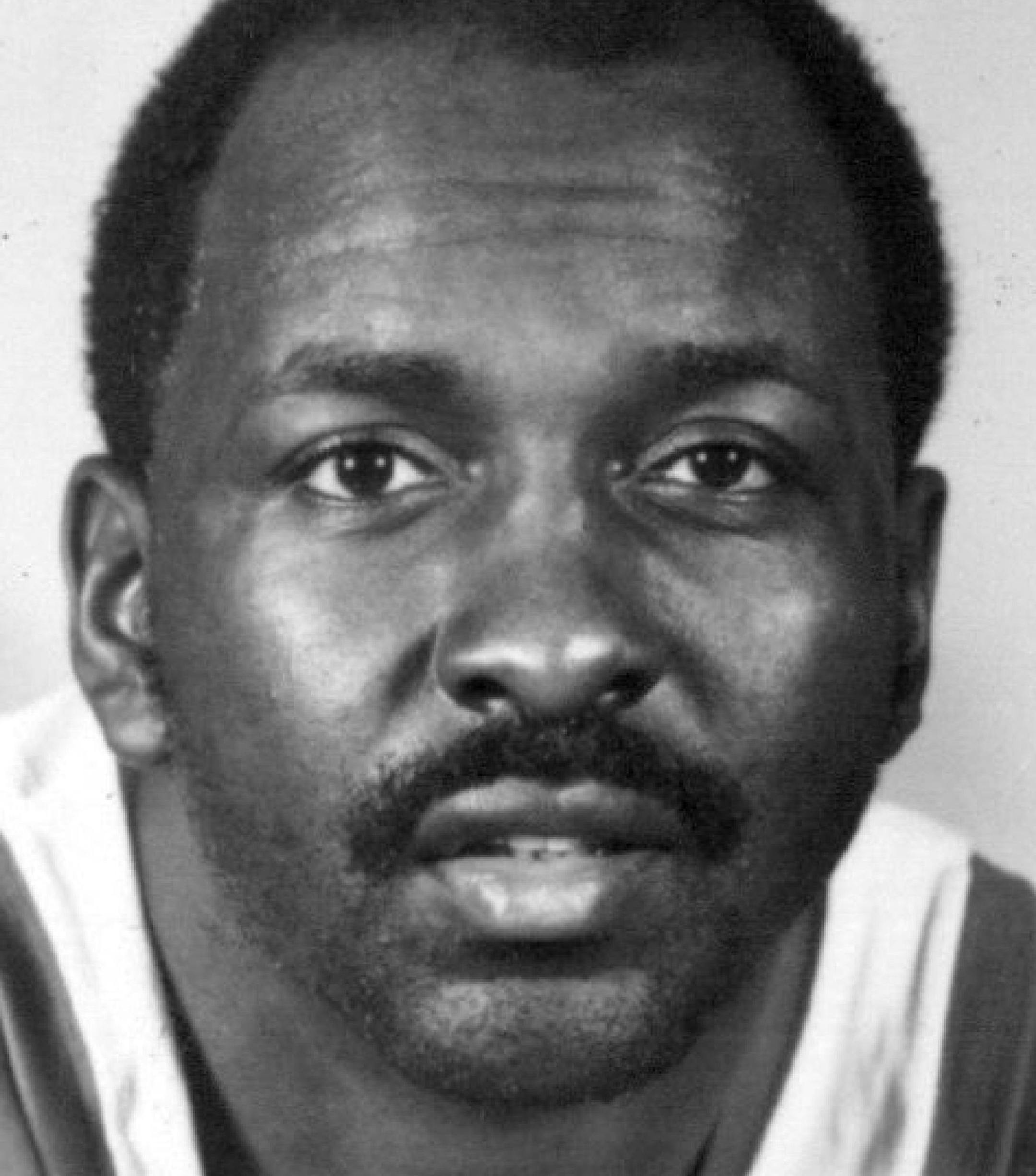 June 22, 1988 Moses Malone - League seven or more years can July 25, 1993