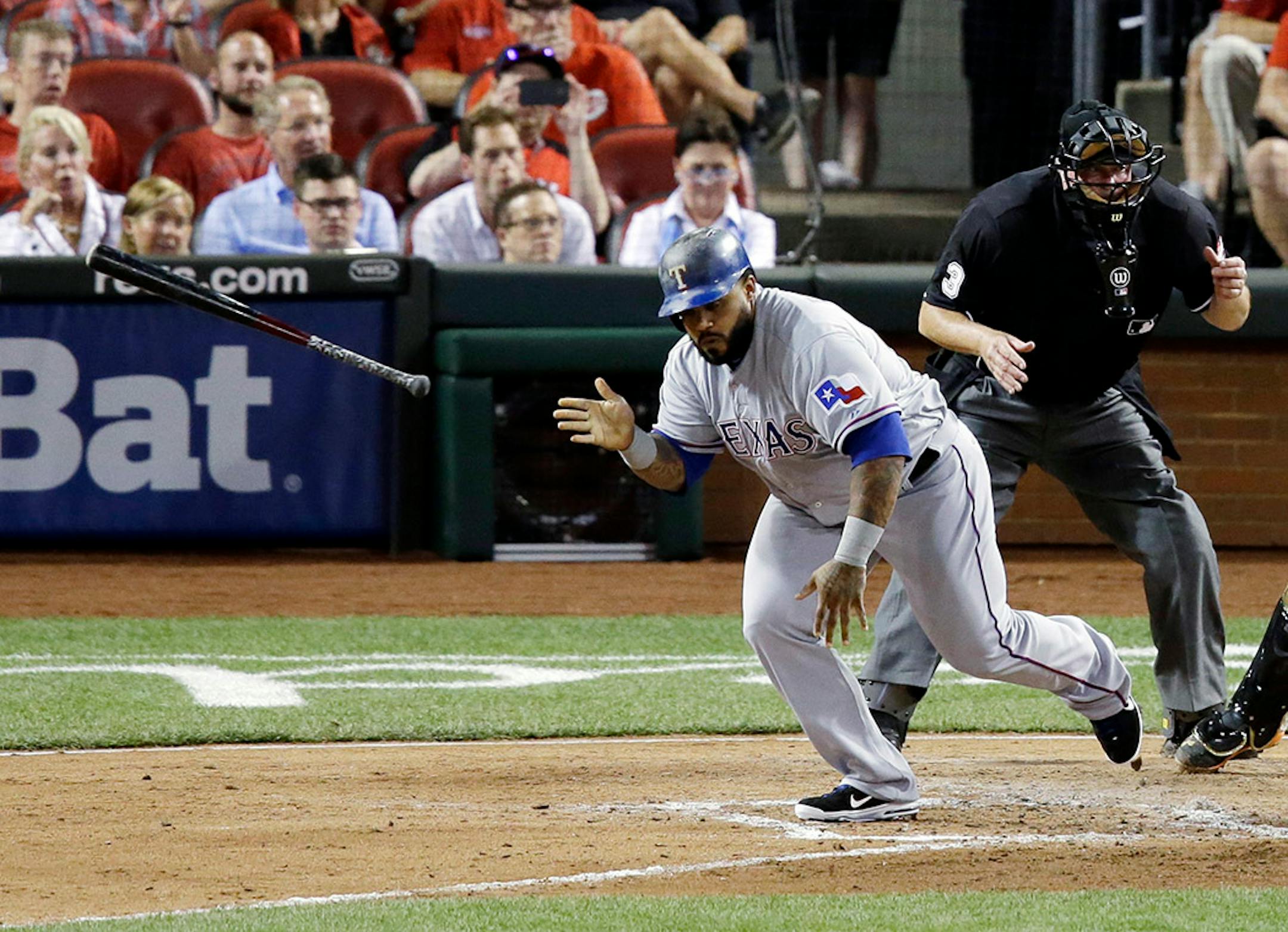 American League's Prince Fielder, of the Texas Rangers, hits an RBI single during the fifth inning of the MLB All-Star baseball game, Tuesday, July 14, 2015, in Cincinnati.