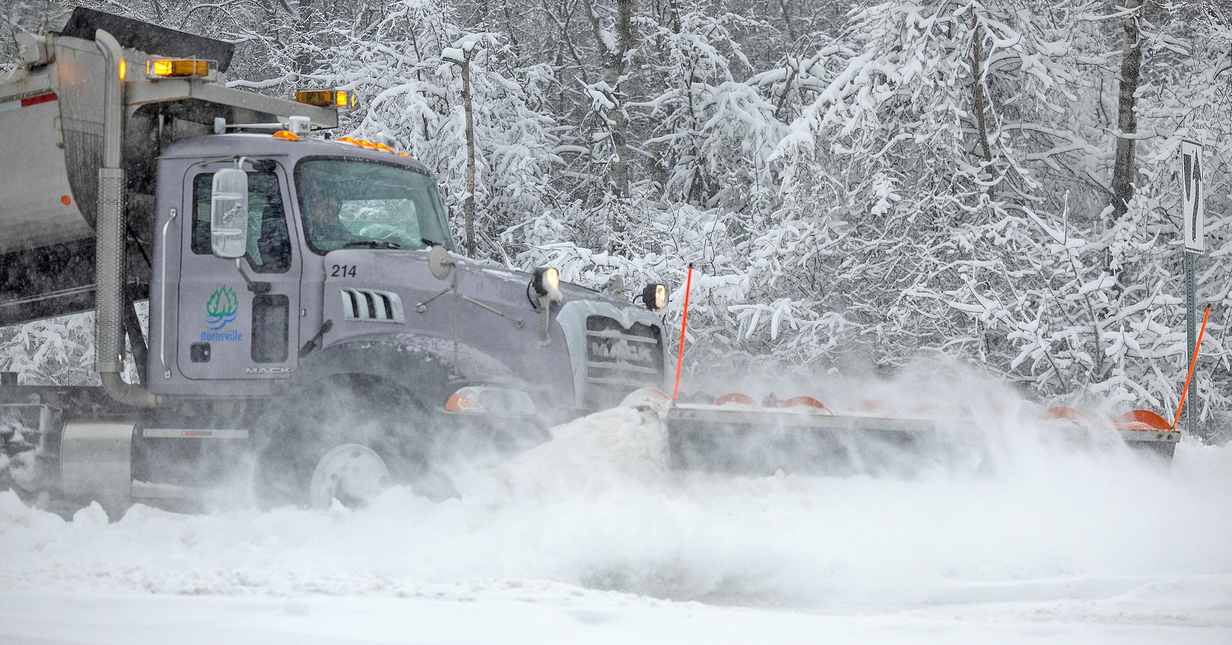 Brooks: With the overnight snowstorm, Minnesota looks like Minnesota again