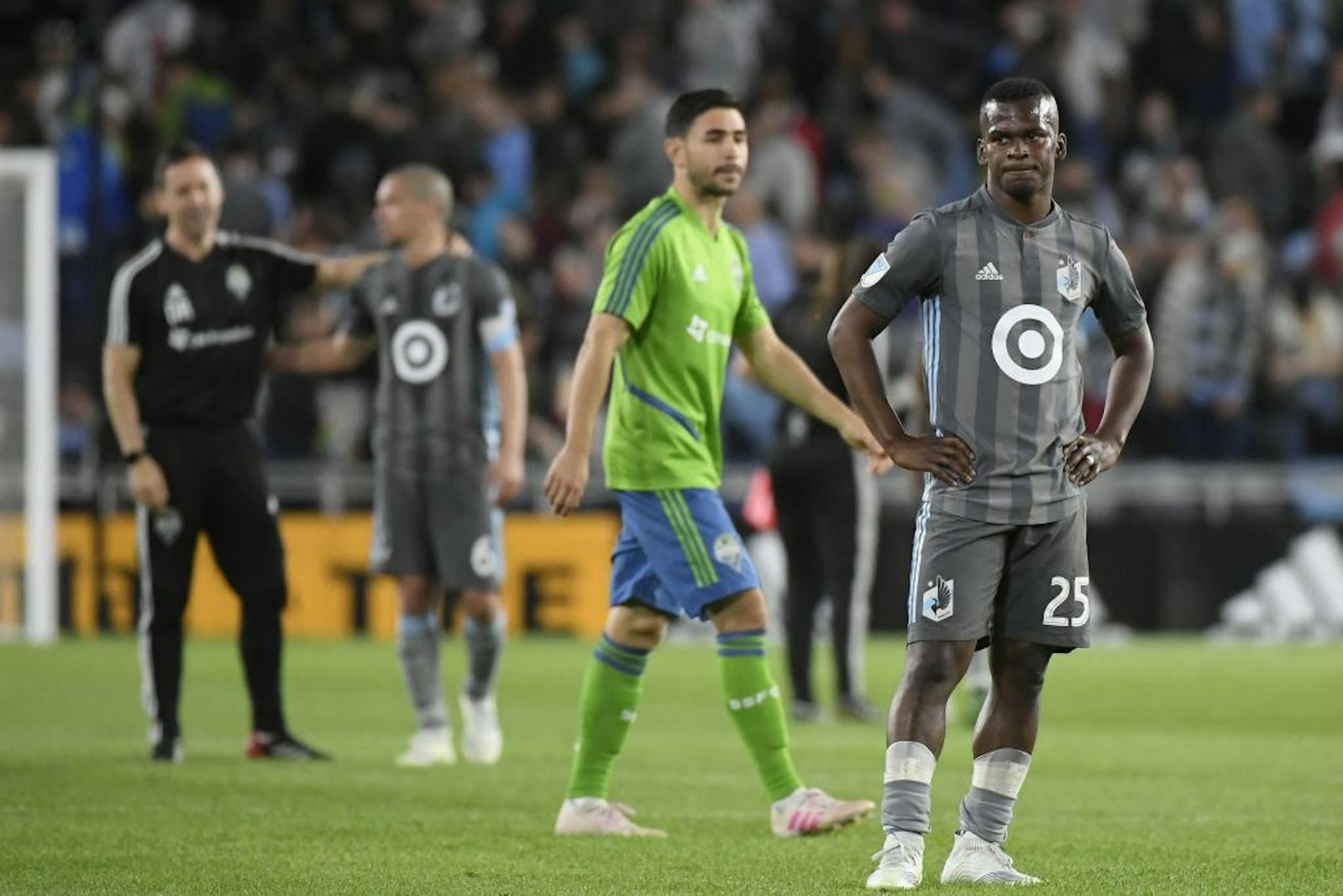 Minnesota United forward Carlos Darwin Quintero (25) was frustrated after earning a 1-1 draw against the Seattle Sounders.
