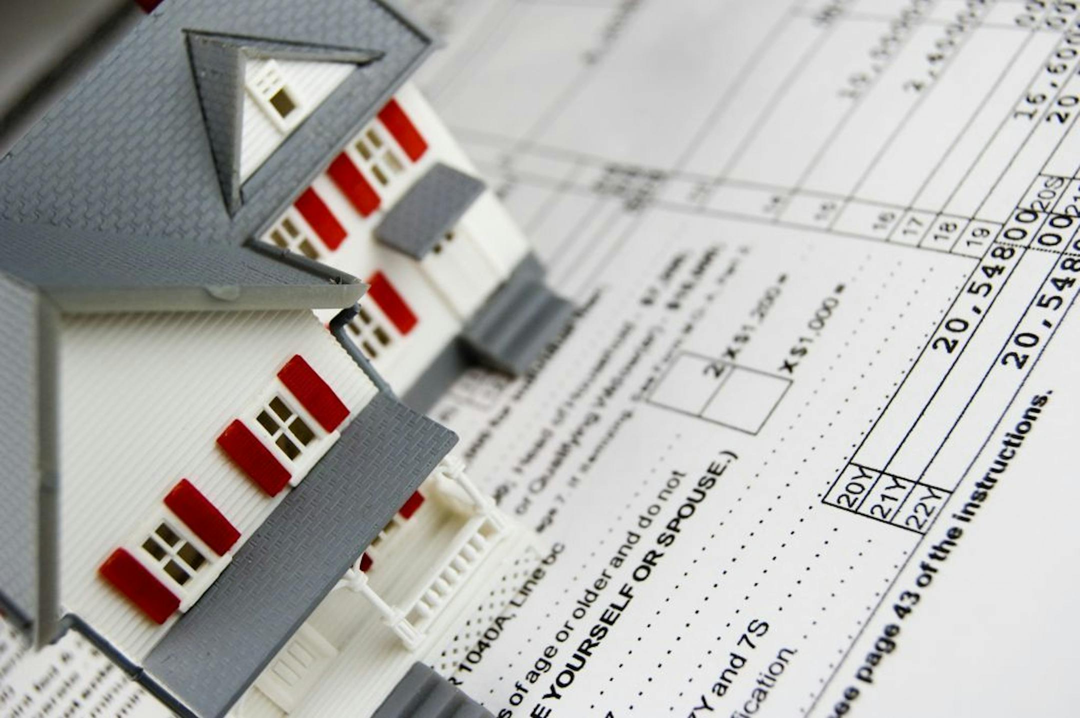 Mortgage rates are falling, meaning that millions of homeowners can refinance their mortgages and save money.