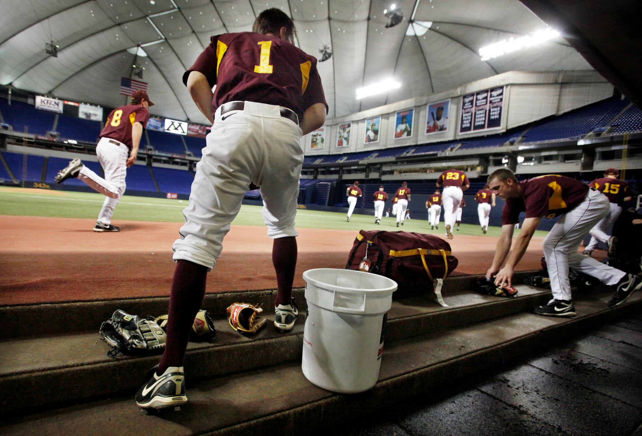 DAVID JOLES � djoles@startribune.com Minneapolis, MN - April 23, 2010 - Once the home of the Minnesota Twins and the host of two World Series, the Metrodome is home now to one baseball team - the Minnesota Gophers. With the seating capacity for baseball of 55,000 plus, the cavernous Metrodome draws much smaller crowds for Gopher baseball games. During action against Indiana University, the crowd was clearly well under a thousand. -In this photo:] Less than fifteen minutes before the first pitch