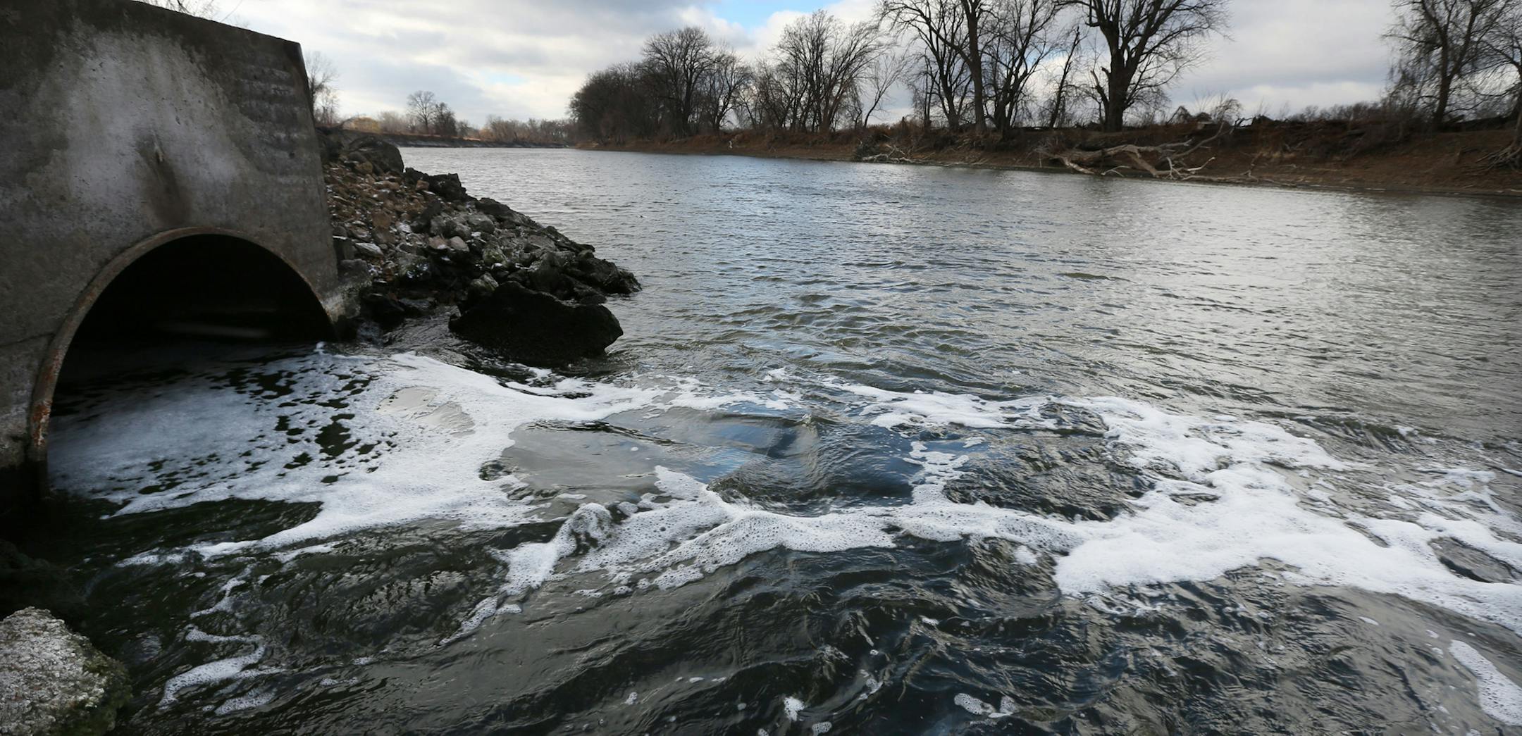 Water flows into the Minnesota River from a pipe connected to the Blue Lake treatment plant in Shakopee, MN, Monday Nov.12,2012. Phosphorus, the pollutant that sometimes made the lower Minnesota River an algae-filled dead zone, has been reduced so far that the river is healthy enough for fish, plants and other wildlife. The data, announced Monday, reflects a decade-long effort by the Minnesota Pollution Control Agency to force 40 sewage treatment plants along the last 22 miles of the Minnesota t