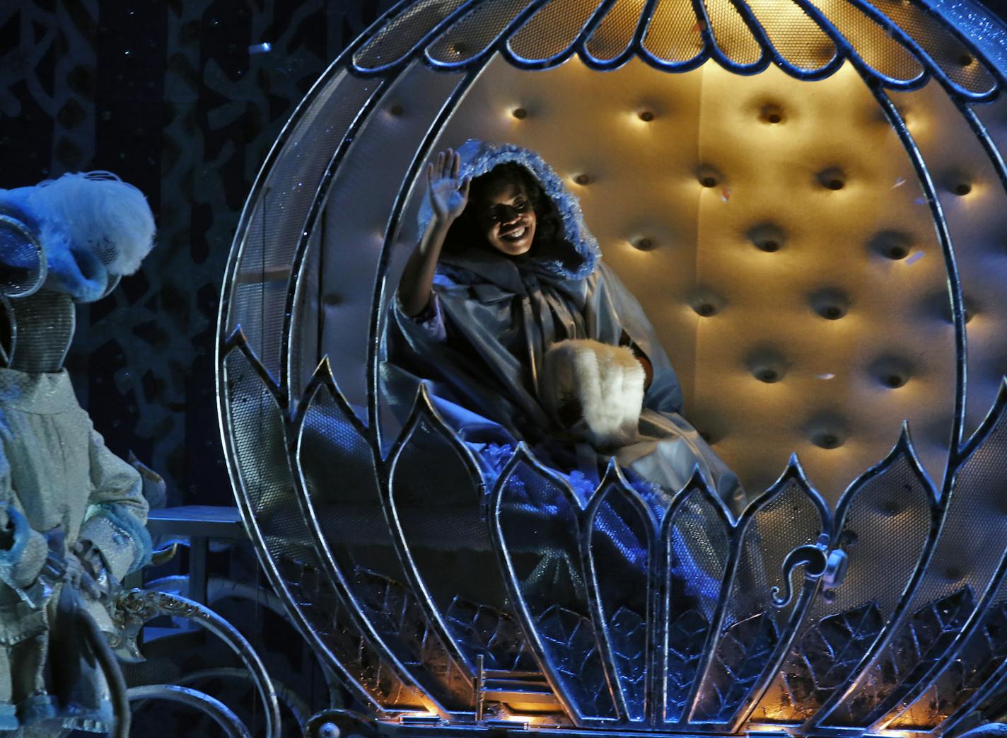 Dress rehearsal of "Cinderella" performed at Children's Theatre with a focus on Traci Allen as Cinderella. Many of the scenes of Cinderella with her step-sisters and step-mother. Cinderella on her way to the ball. (MARLIN LEVISON/STARTRIBUNE(mlevison@startribune.com)