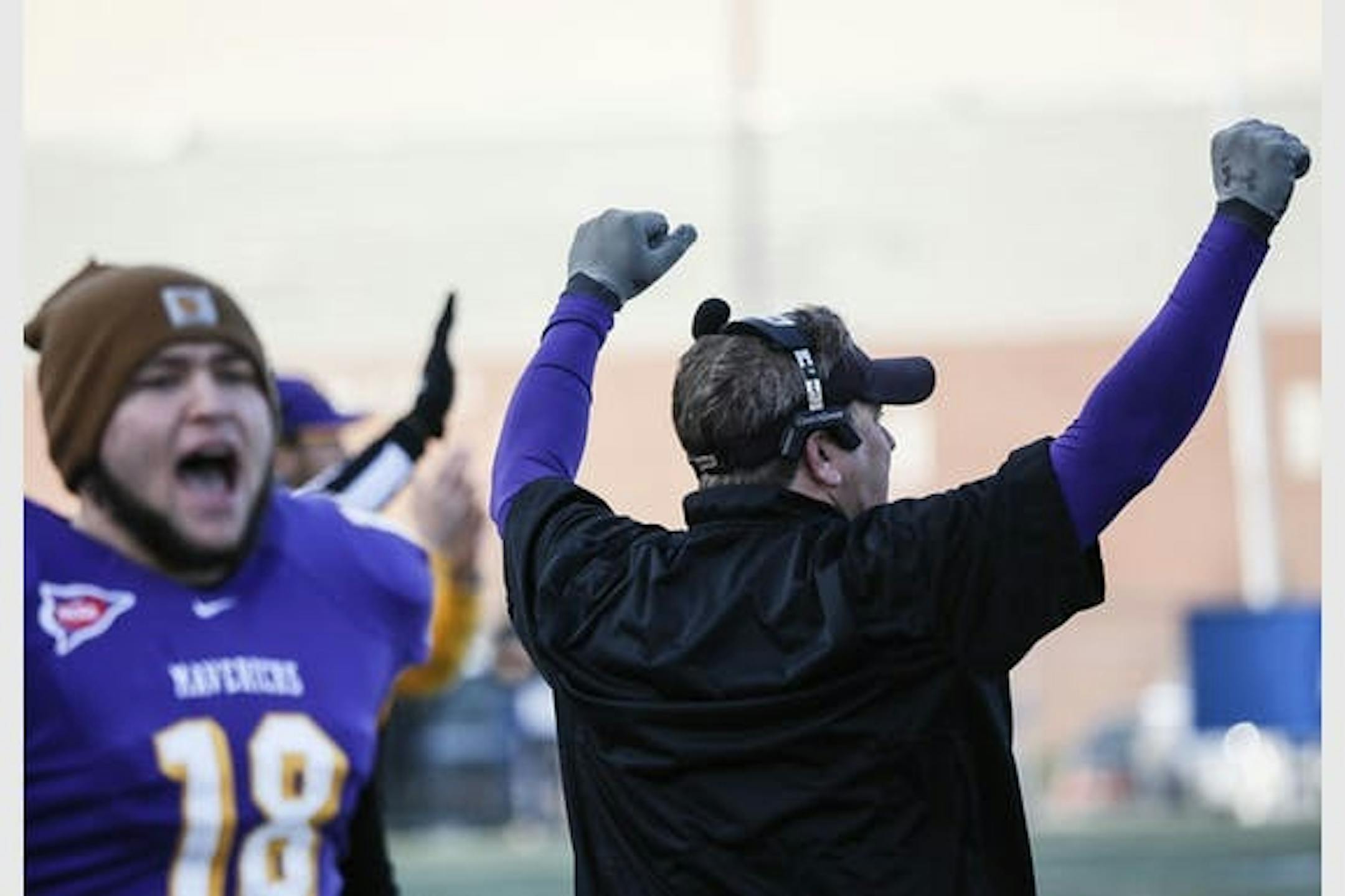 Mankato State coach Todd Hoffner