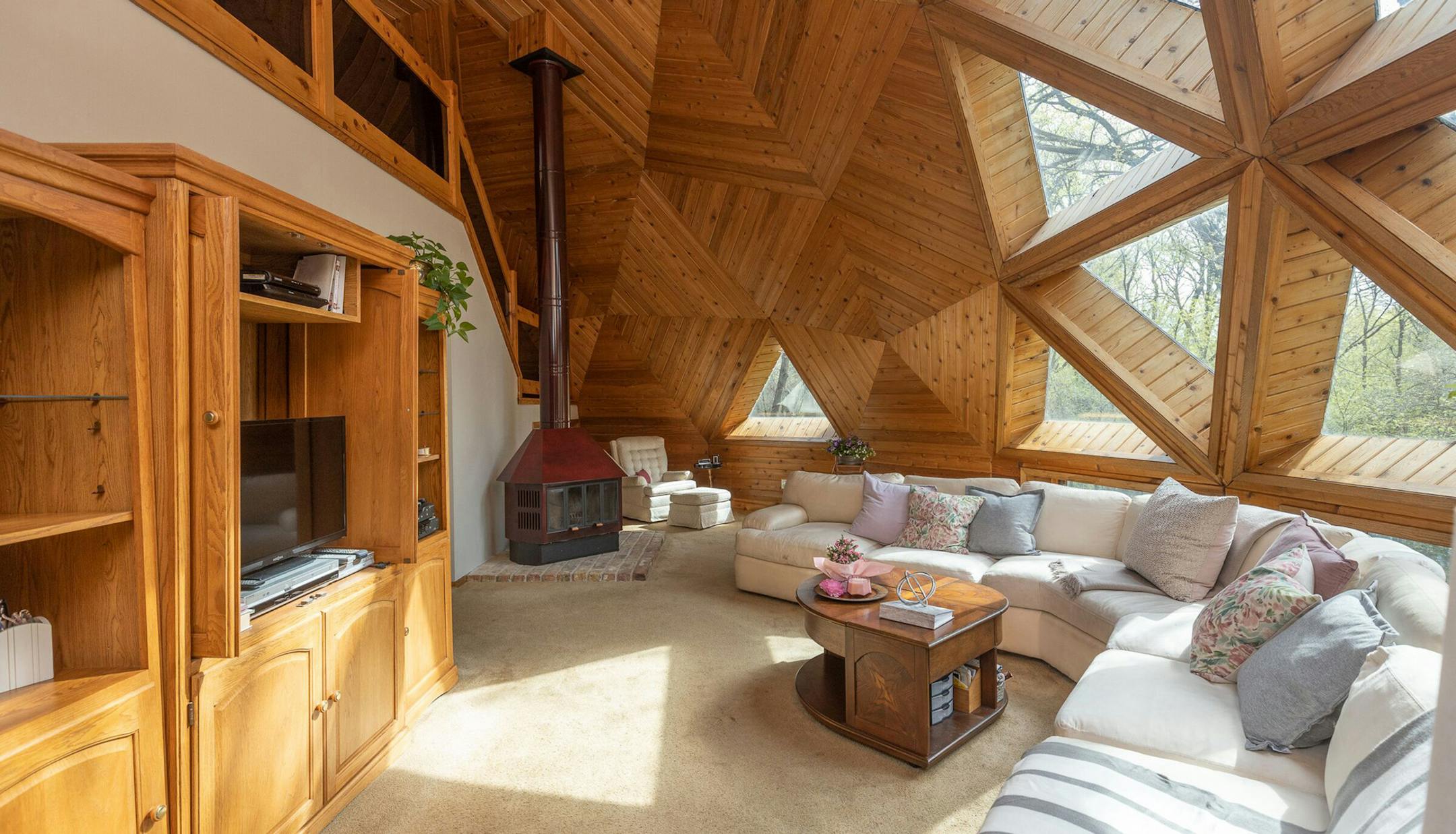 Brandon Rowell
Dome home in Inver Grove Hts