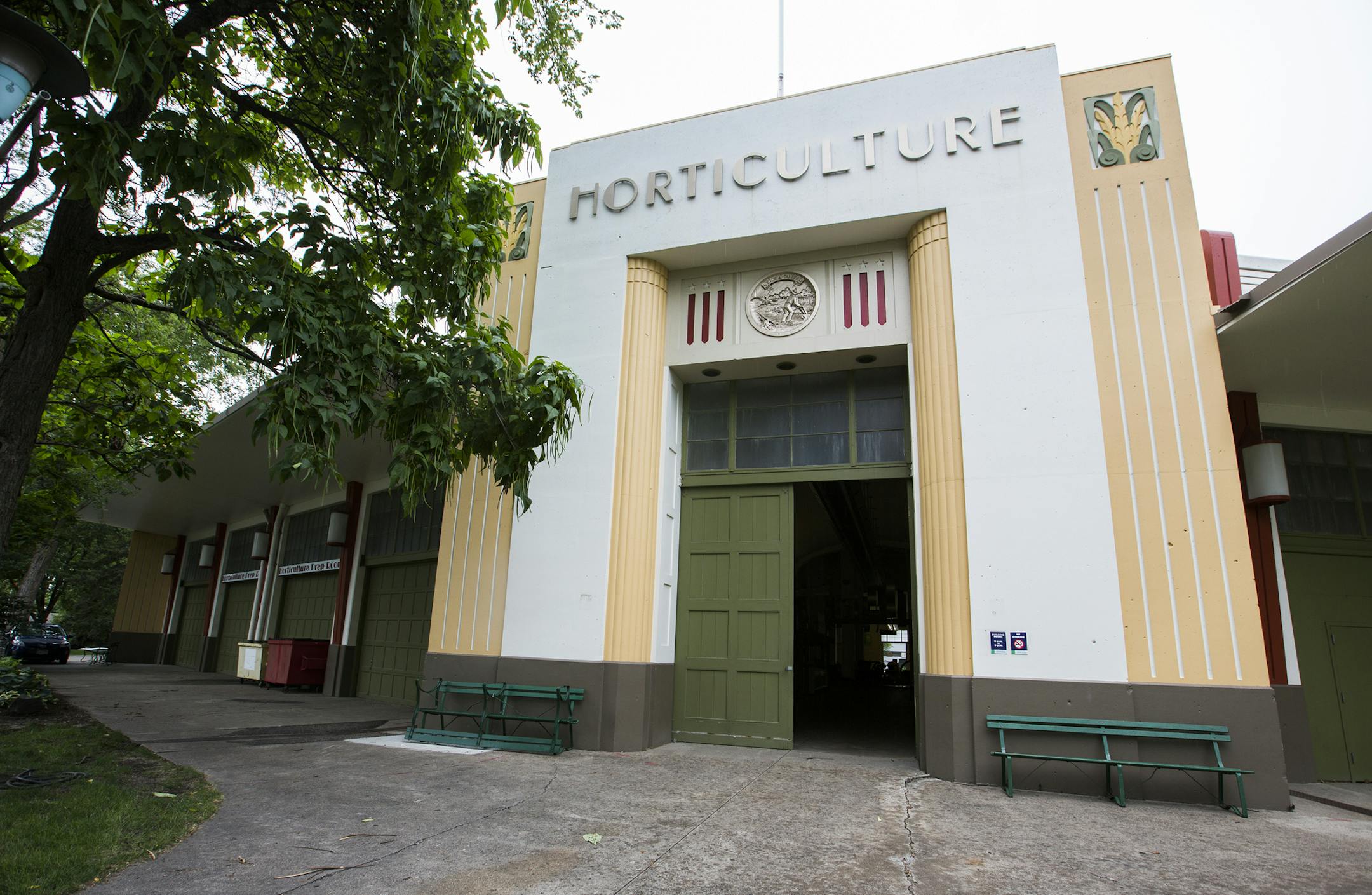 The Horticulture Building at the Minnesota State Fairgrounds. ] (Leila Navidi/Star Tribune) leila.navidi@startribune.com BACKGROUND INFORMATION: At the Minnesota State Fairgrounds in Falcon Heights on Thursday, August 18, 2016. The State Fair boasts a surprising number of buildings that typify the architectural styles of the era -- from the Art Moderne Horticulture Building to the Mid-Century modern of the Education Building.