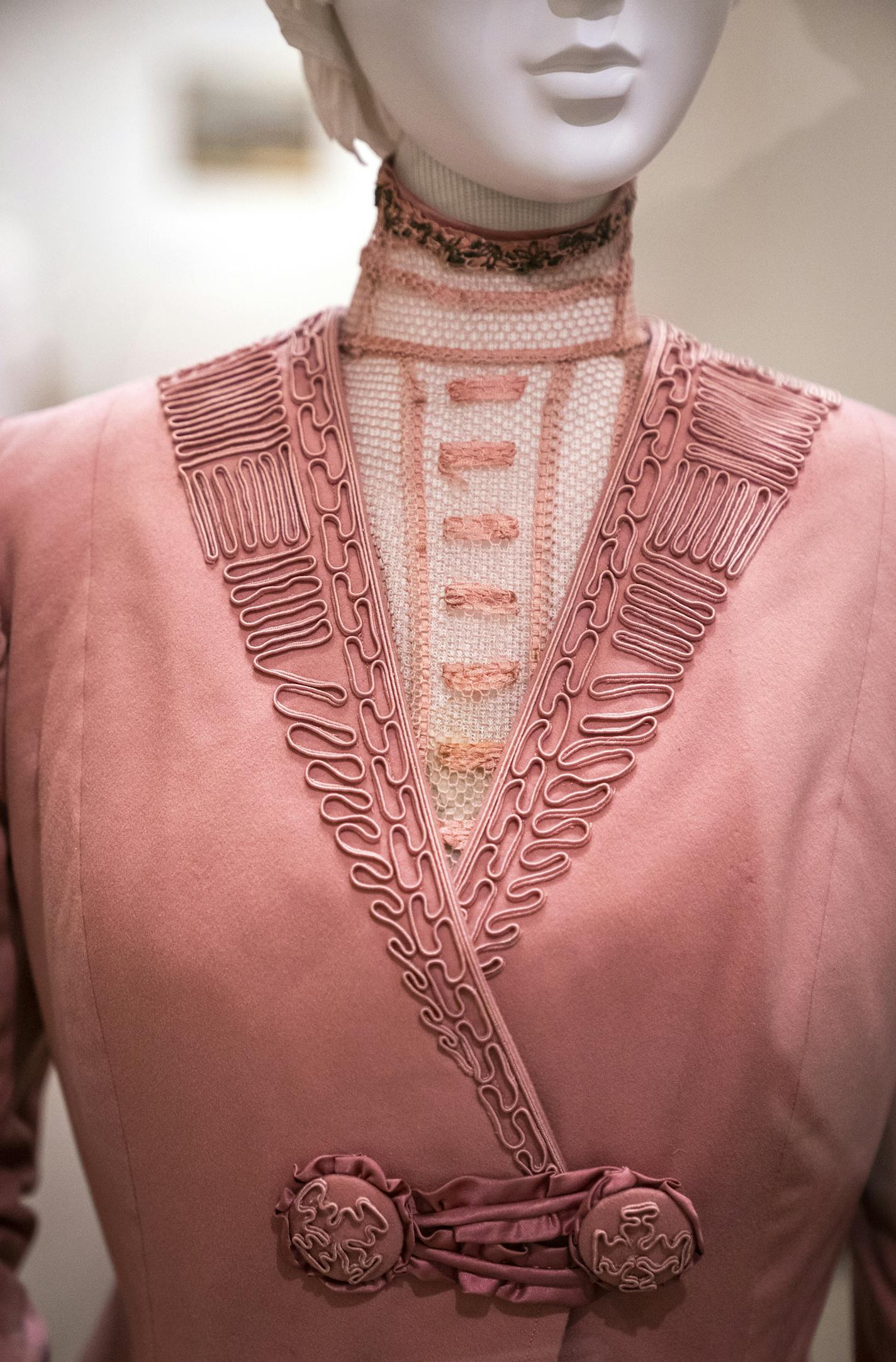 A traveling suit from 1906 created by St. Paul designer Julia Tomasek. ] LEILA NAVIDI &#xa5; leila.navidi@startribune.com BACKGROUND INFORMATION: "The Art of High-Style: Minnesota Couture 1880-1914" photographed at Minneapolis Institute of Art on Friday, May 10, 2019.