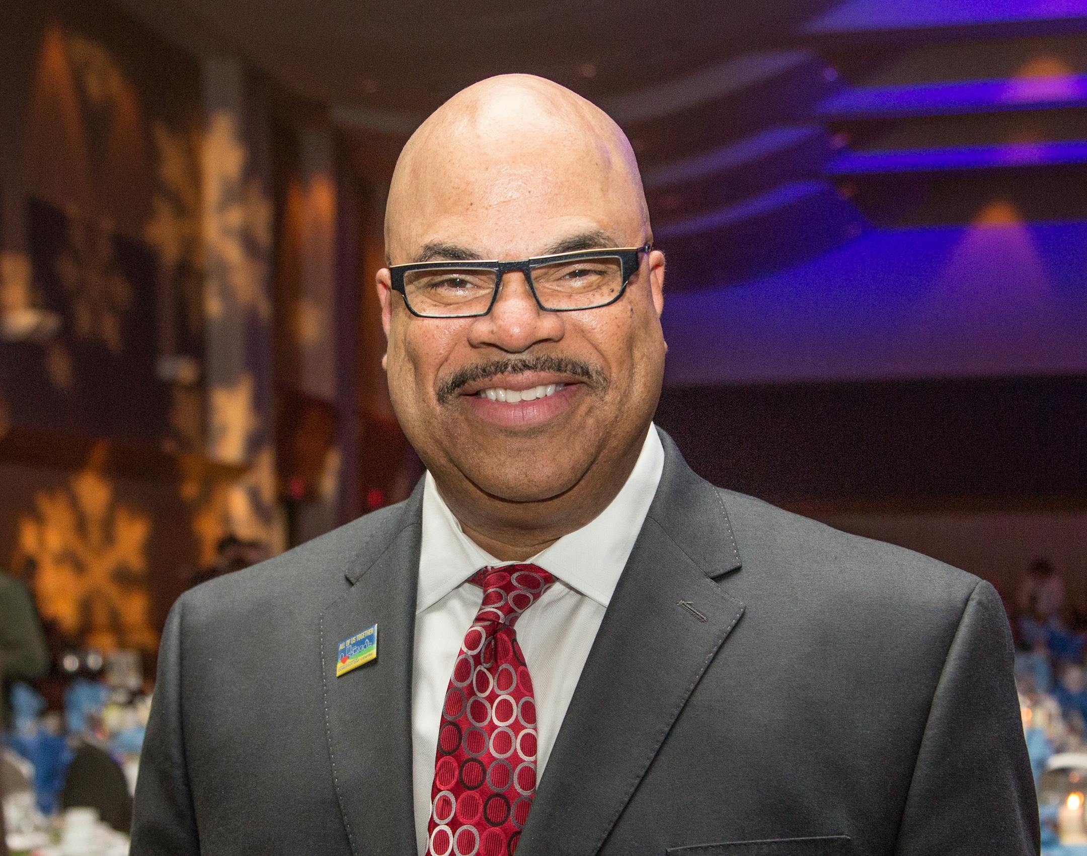 T. Mychael Rambo, emcee for the Catholic Charities "Saint Nicholas Dinner" Gala. [ Special to Star Tribune, photo by Matt Blewett, Matte B Photography, matt@mattebphoto.com, December 1, 2016, Catholic Charities "Saint Nicholas Dinner" Gala, Saint Paul RiverCentre, St. Paul, Minnesota, SAXO 1002449405, 121816FACES