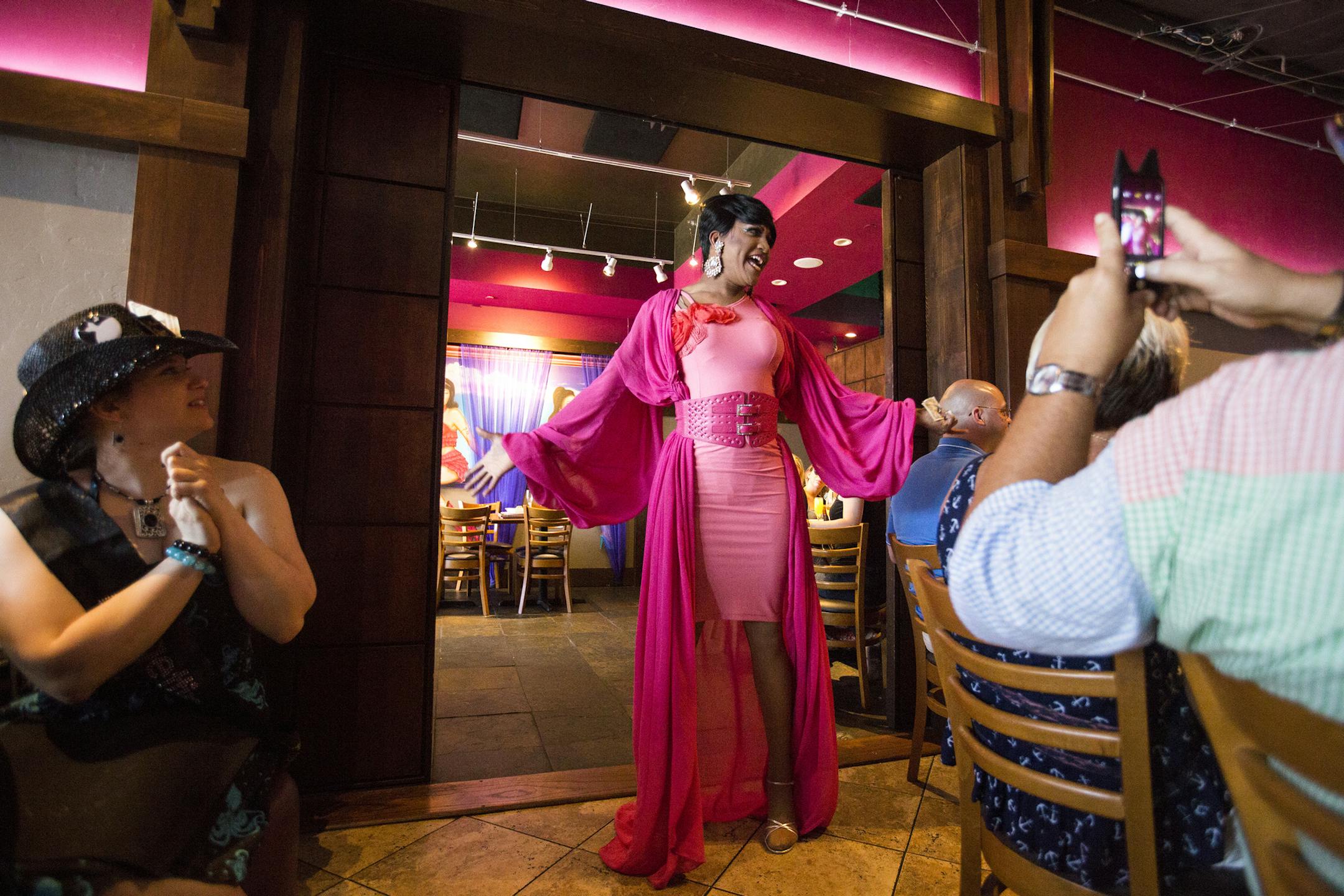 China performs during Drag Brunch at Suzi Wong's House of Yum in Nashville, Tenn. on Sunday, June 7, 2015. ] LEILA NAVIDI leila.navidi@startribune.com /