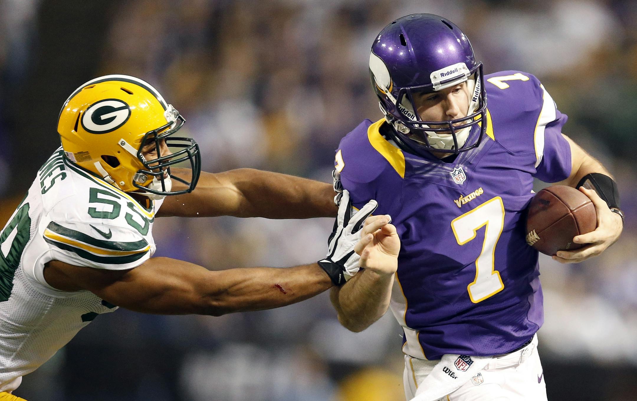 Minnesota Vikings quarterback Christian Ponder (7)