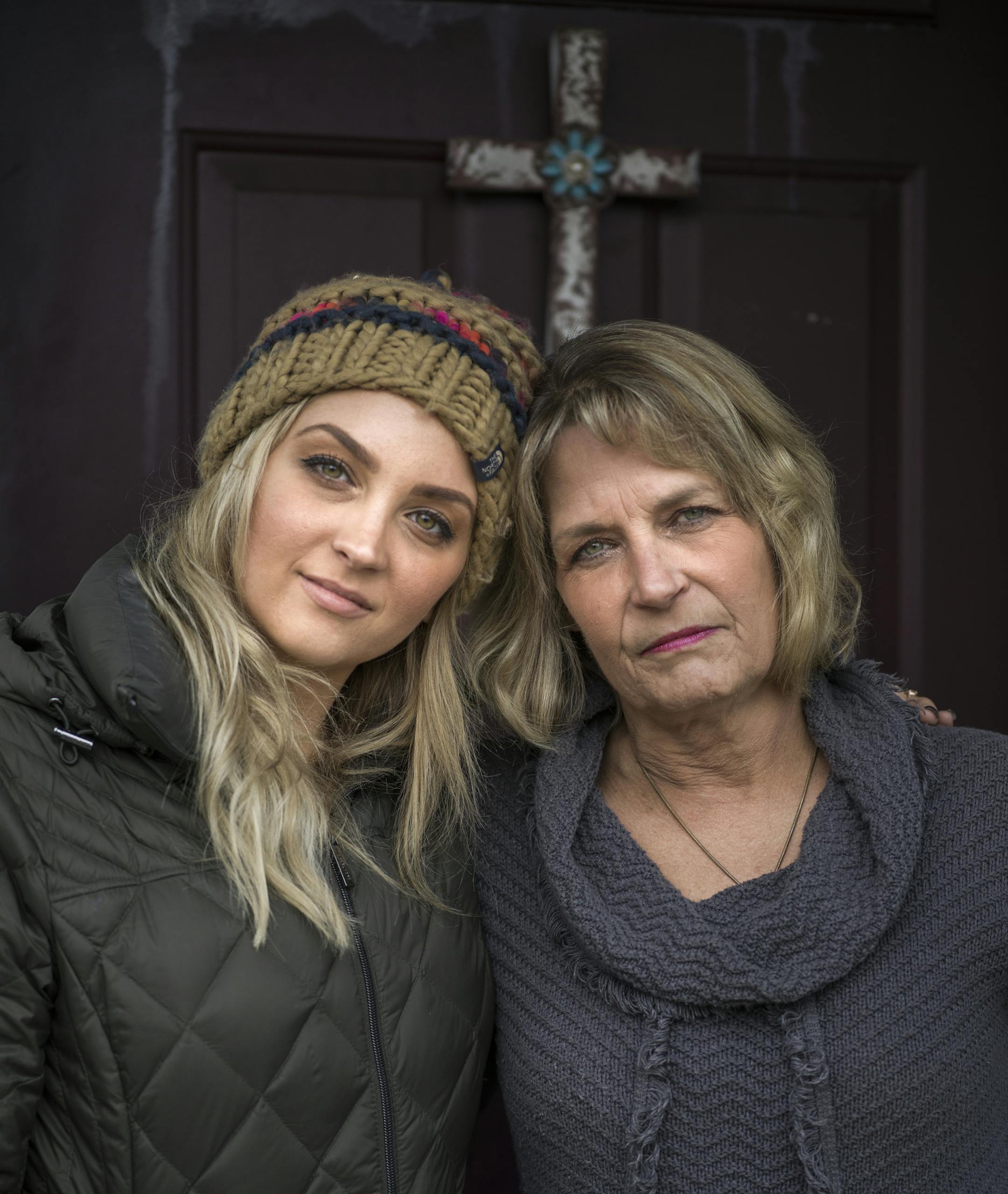 Robin Hanson and Cara Craig, are mother and sister of heroin overdose victim Daniel Hanson, who died in 2017 shortly after he was released from the Hennepin County Workhouse.]Richard Tsong-Taatarii/Richard•Tsong-Taatarii@startribune.com