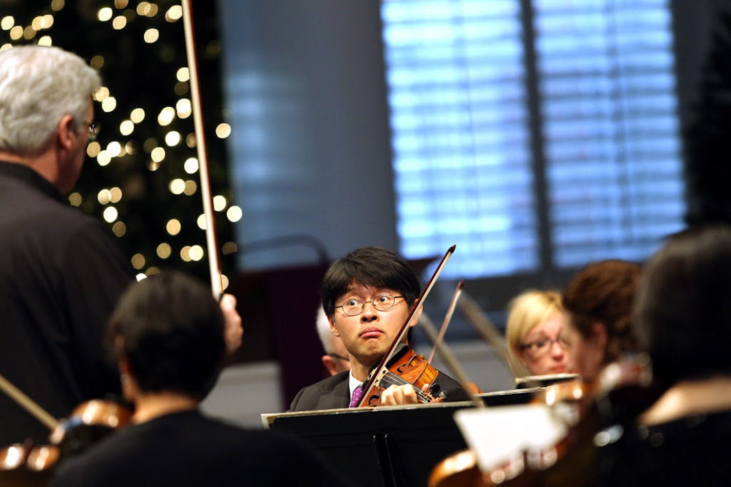 The SPCO's new artistic director, Kyu-Young Kim, played during a 2012 concert conducted by Pinchas Zukerman.