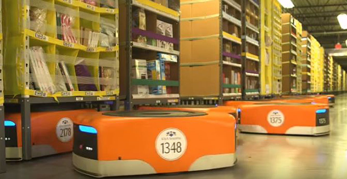 Kiva warehouse hot sale robots