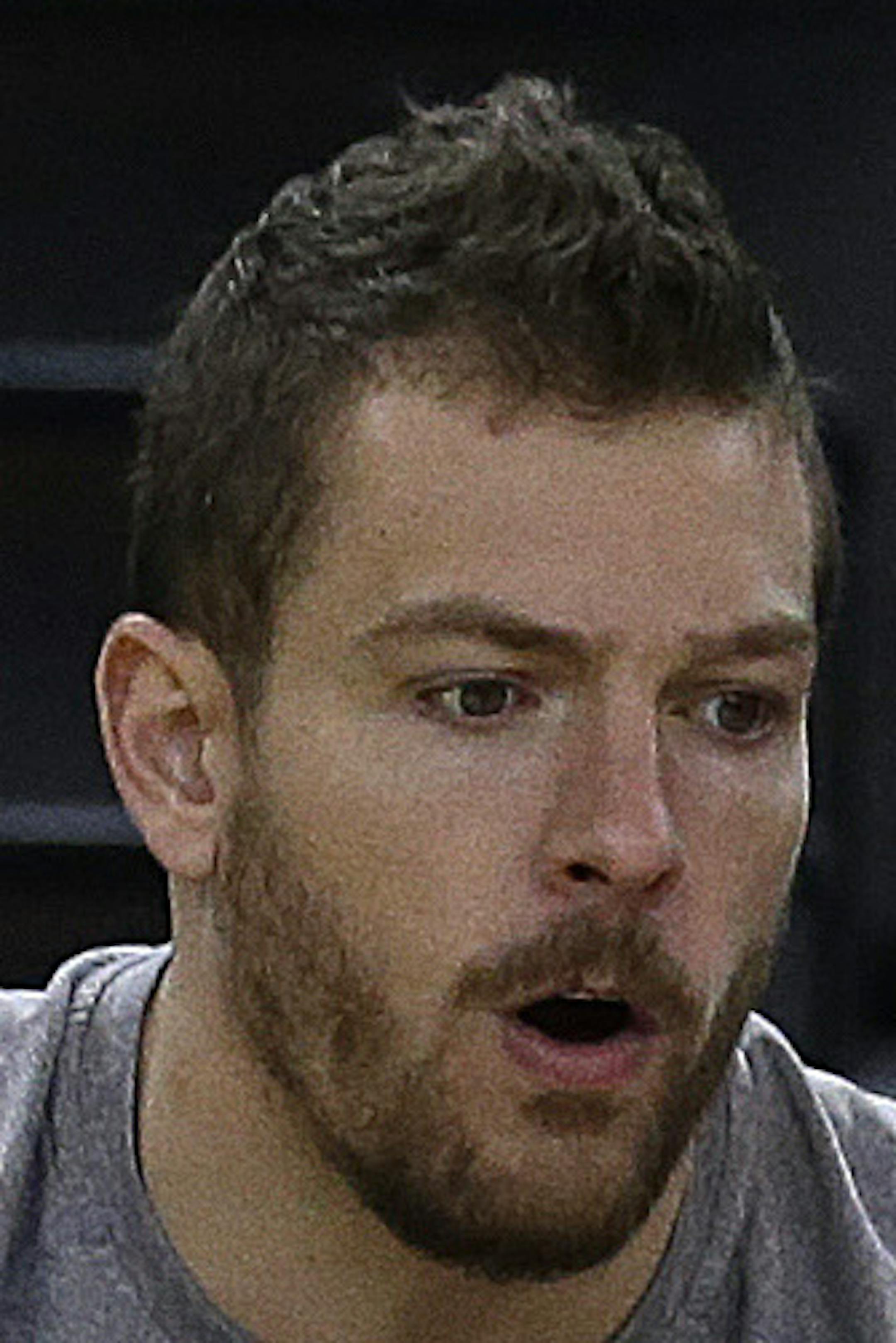 Golden State Warriors' David Lee, left, and Andrew Bogut wait on the bench during NBA basketball practice, Wednesday, June 3, 2015, in Oakland, Calif. The Warriors host the Cleveland Cavaliers in Game 1 of the NBA Finals on Thursday. (AP Photo/Ben Margot)