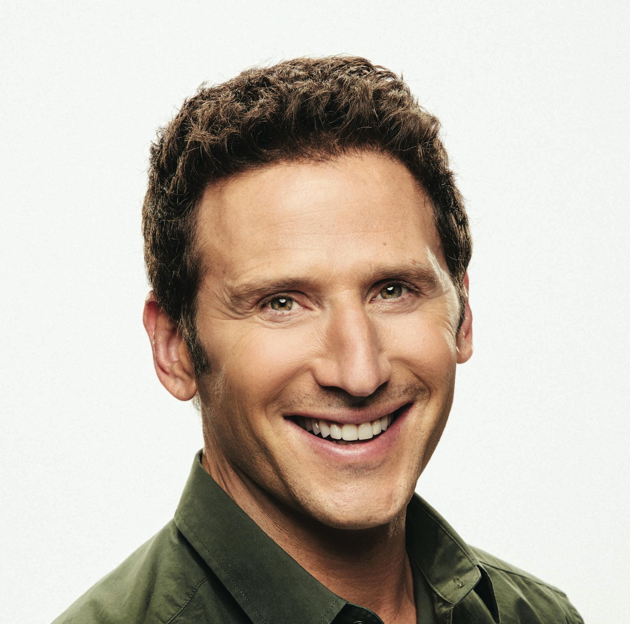 FOR USE WITH FYI_TV CONTENT ONLY. Mark Feuerstein of the CBS series 9JKL. Photo: Cliff Lipson/CBS √?¬©2017 CBS Broadcasting, Inc. All Rights Reserved