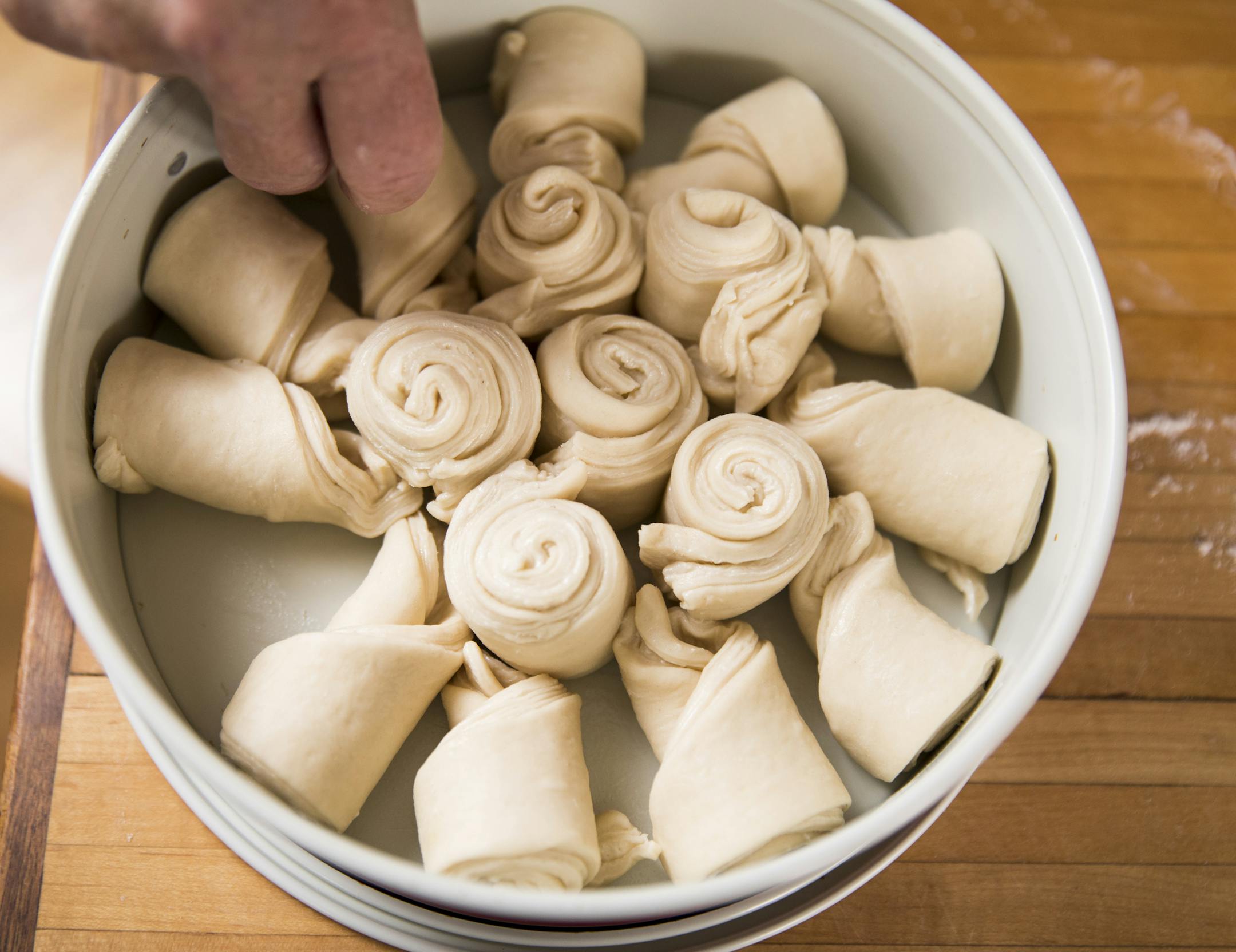 Baking Central does pull-apart bread. ] (Leila Navidi/Star Tribune) leila.navidi@startribune.com BACKGROUND INFORMATION: Baking Central does a fancy pull-apart bread for holiday dinner parties or a great combo for a soup supper. Wednesday, November 2, 2016 in Edina.
