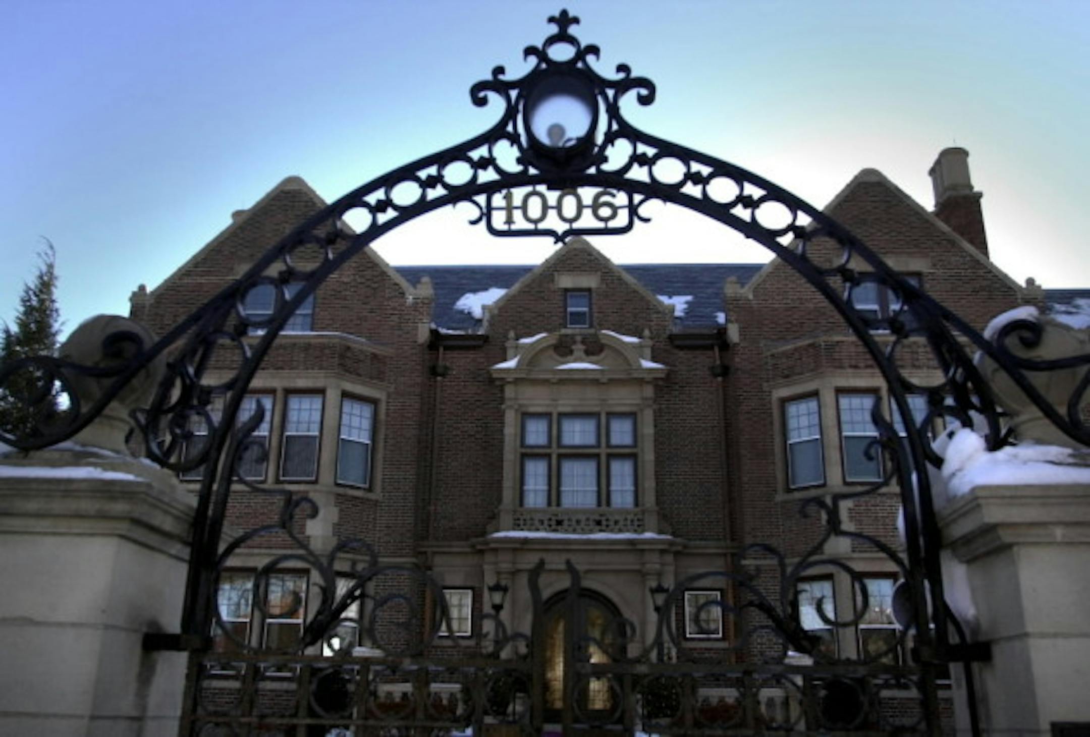 The Governor's mansion on Summit Avenue. File photo by Richard Sennott.