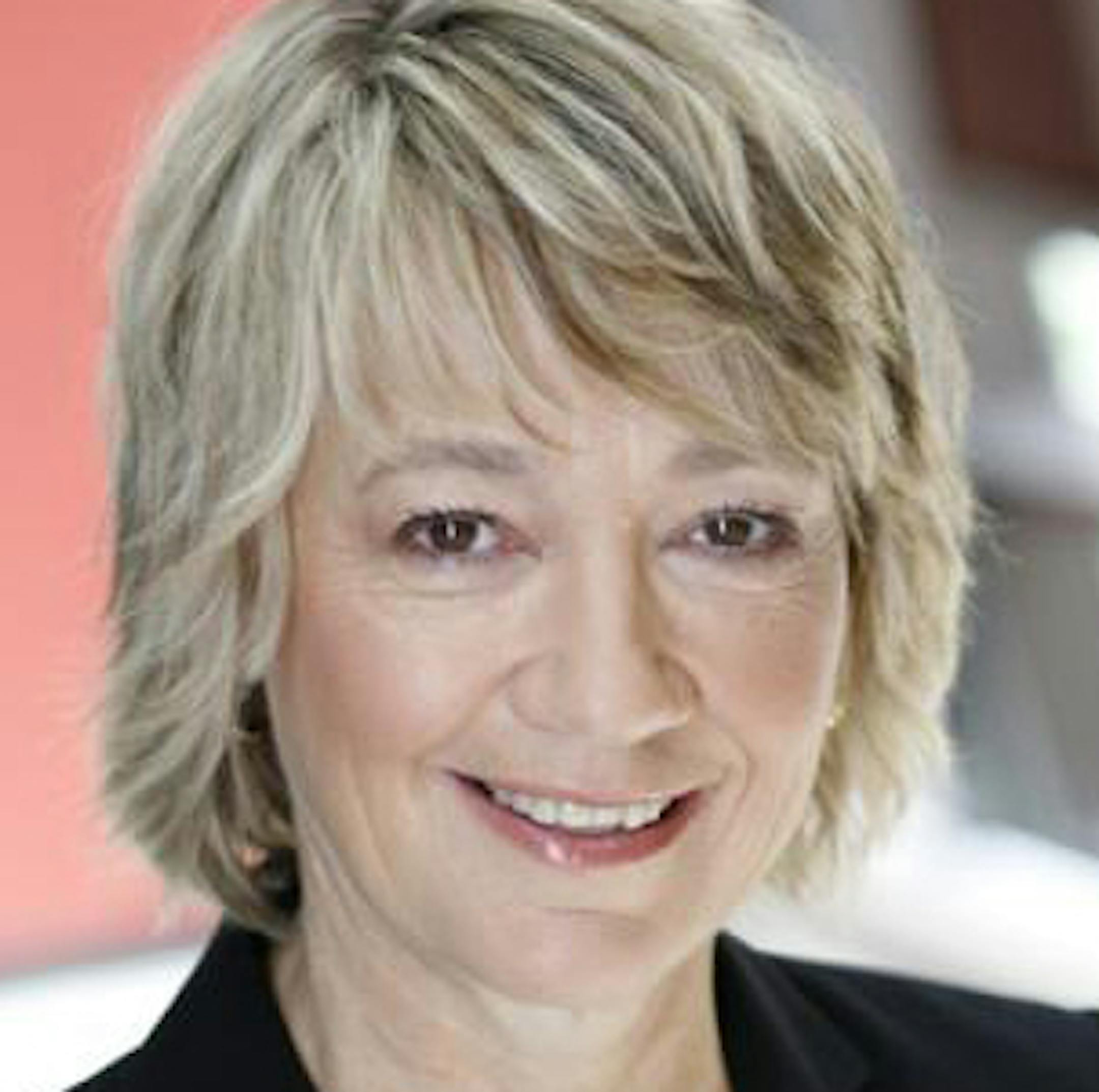 Caroline Lowe