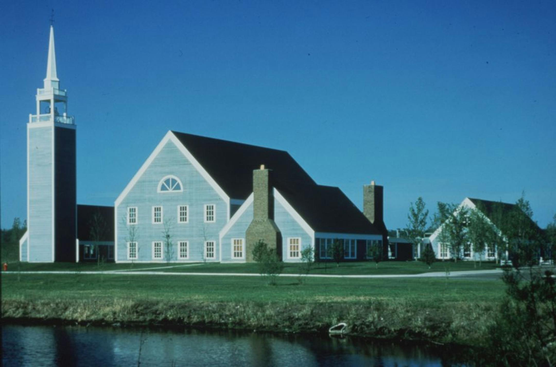 The Colonial Church of Edina took the New England meeting house as its inspiration. It was designed by Theodore Butler of Hammel, Green, and Abrahamson. 1996 handout photo courtesy of Hammel, Green, and Abrahamson.