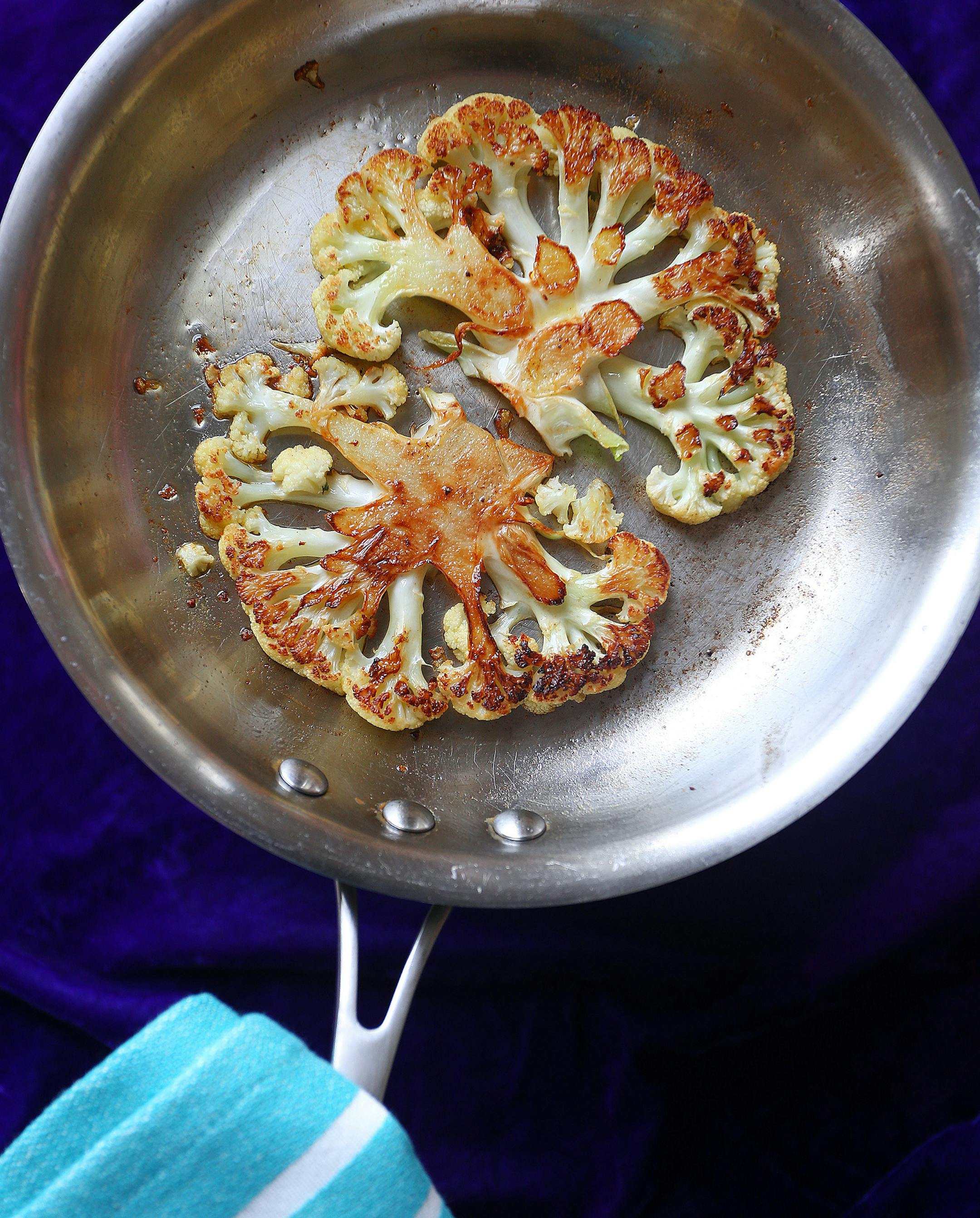 SCOTT KEELER | Tampa Bay Times Cauliflower - "Pan Steak" ORG XMIT: 391978